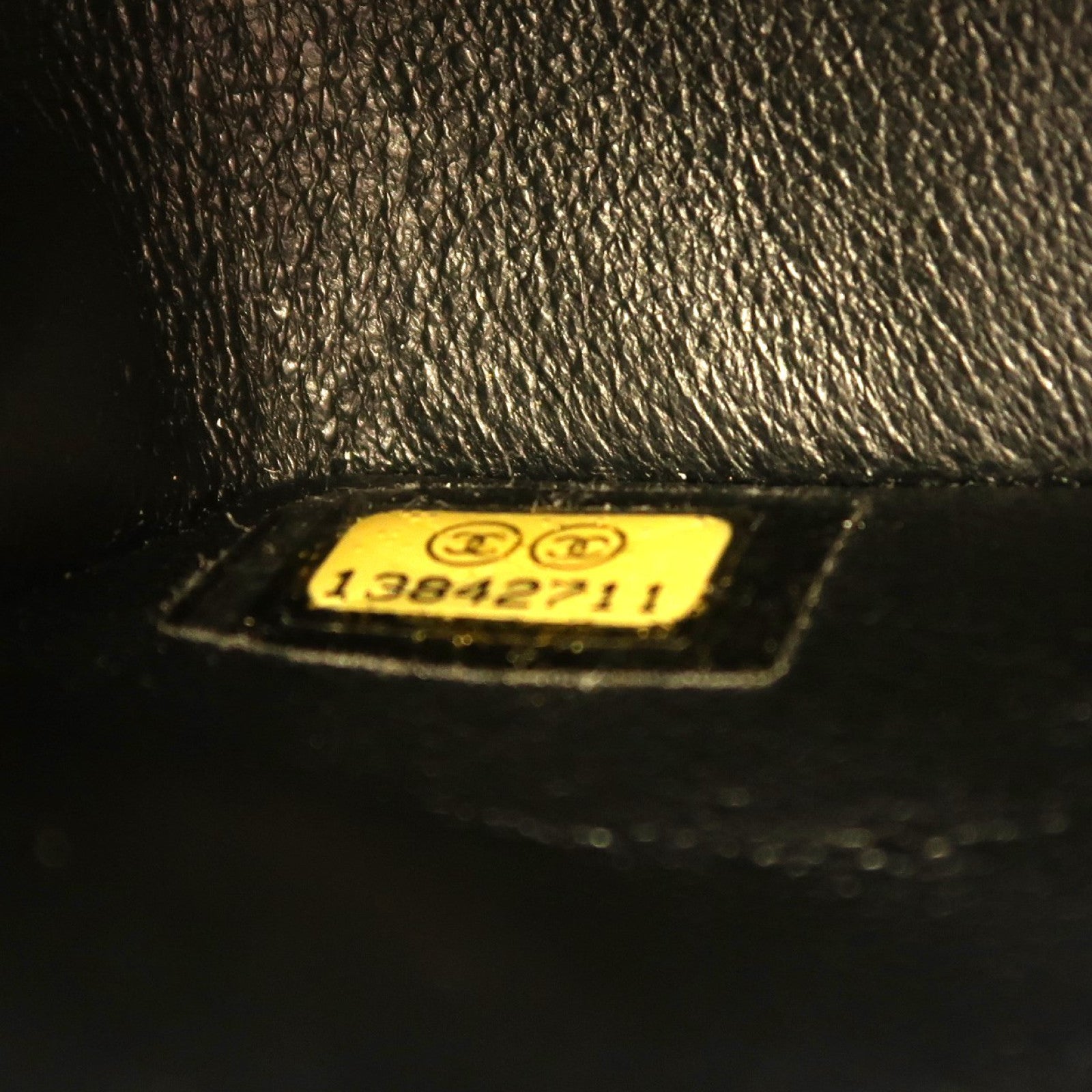 CHANEL 牛皮皮革Classic 23銀扣鏈帶肩背袋黑色