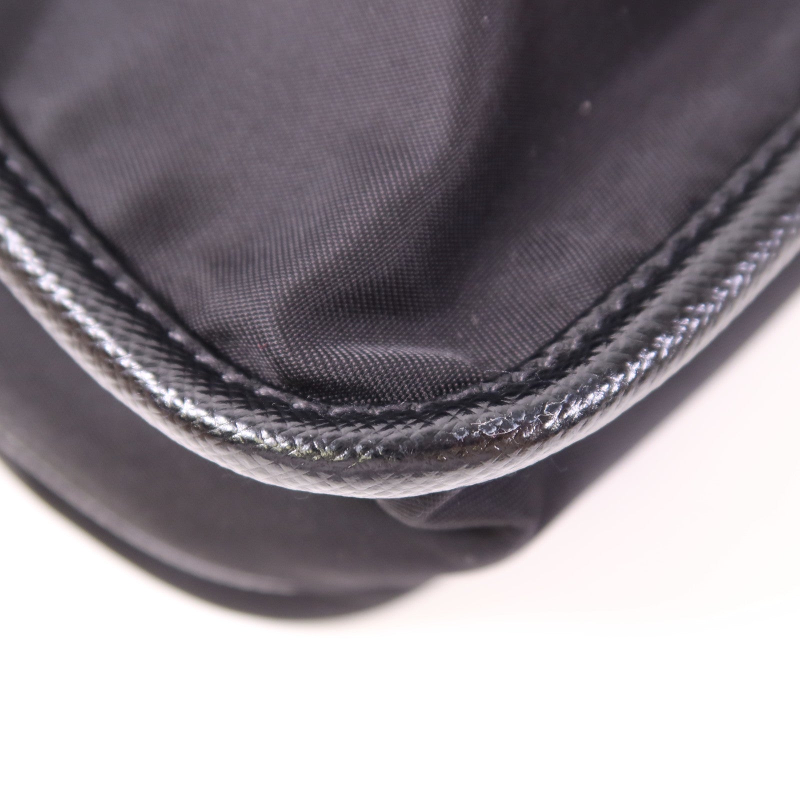 PRADA 尼龍Shoulder Bag銀扣肩背袋