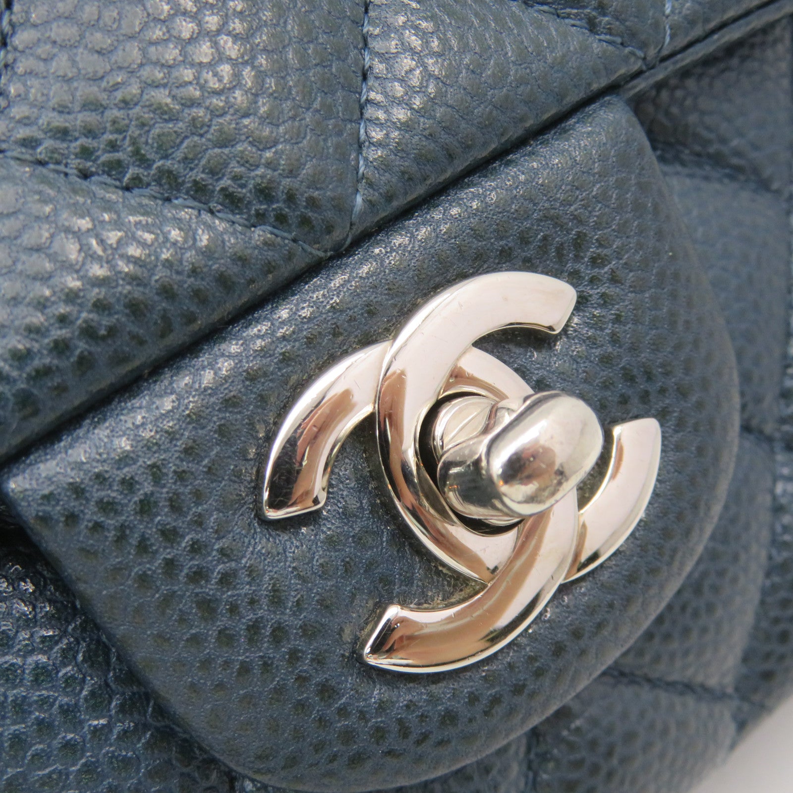 CHANEL Caviar Leather Classic 25cm Chain Shoulder Bag Silver Buckle Chain Shoulder Bag Green Blue