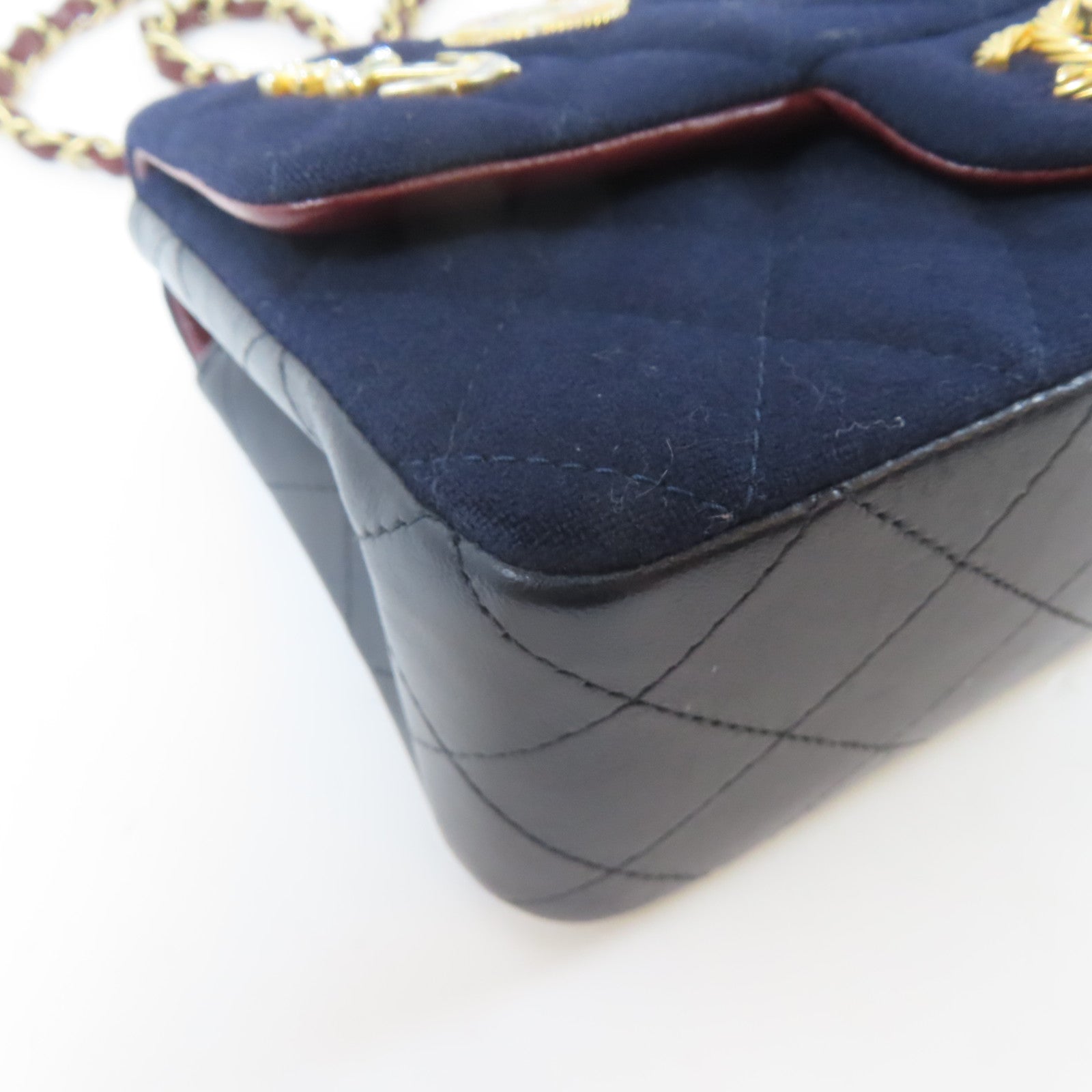 CHANEL 【激減優惠】菱格羊毛Mini Classic Chain Shoulder Bag金扣鏈帶肩背袋深藍色
