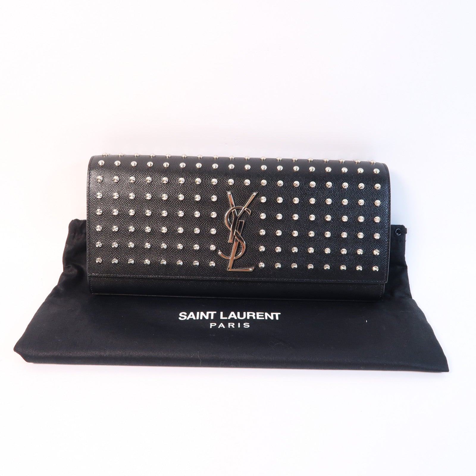 SAINT LAURENT 牛皮皮革Grain De poudre Matelasse studd銀扣手拿包