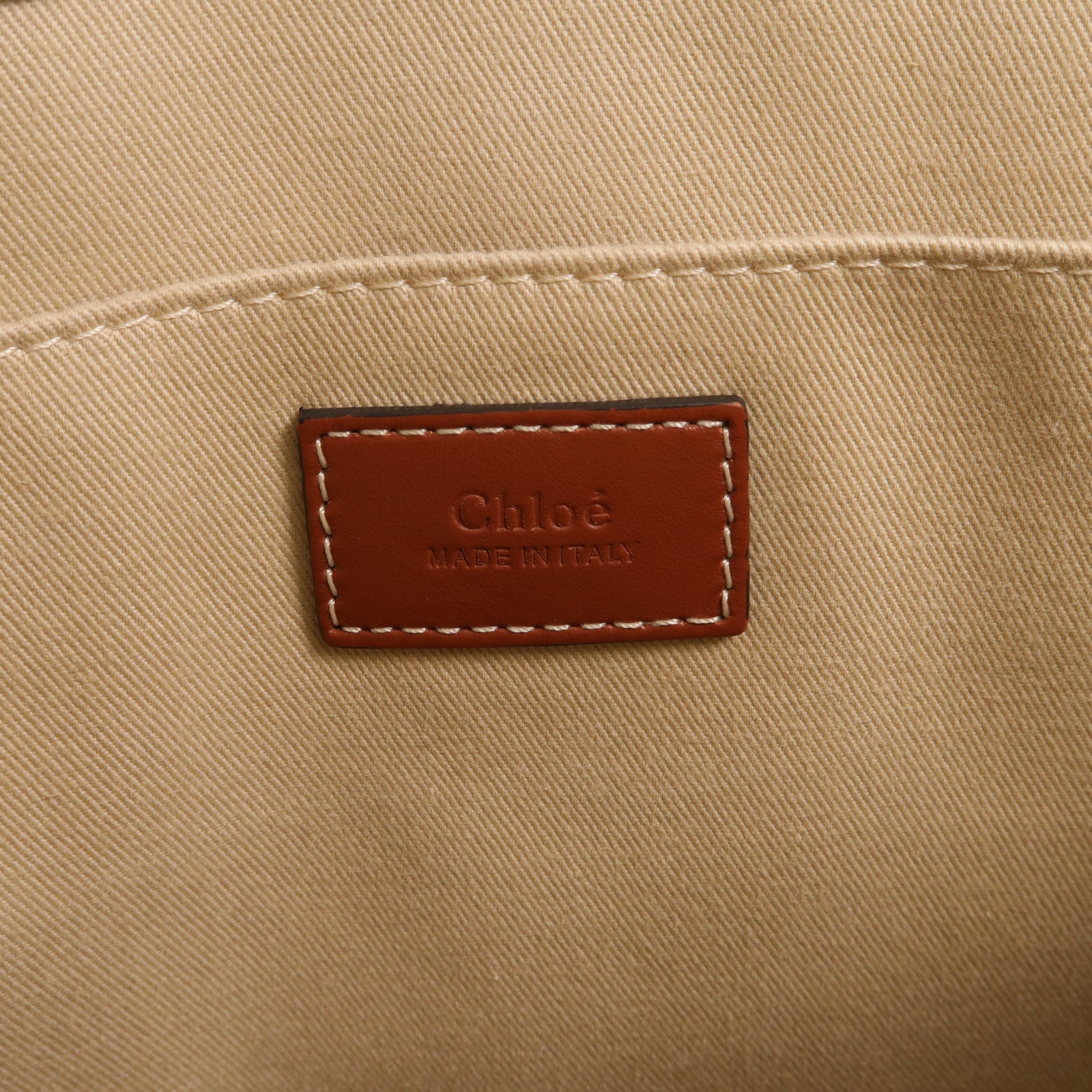 Chloe 帆布Woody Medium手挽袋