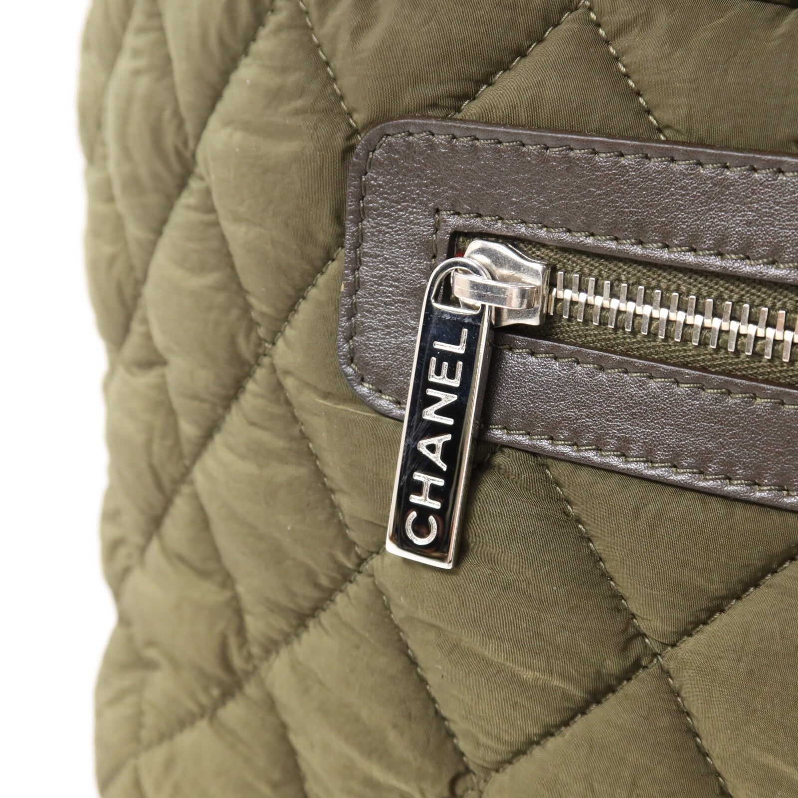 CHANEL 【激減優惠】尼龍Coco Cocoon銀扣手挽袋