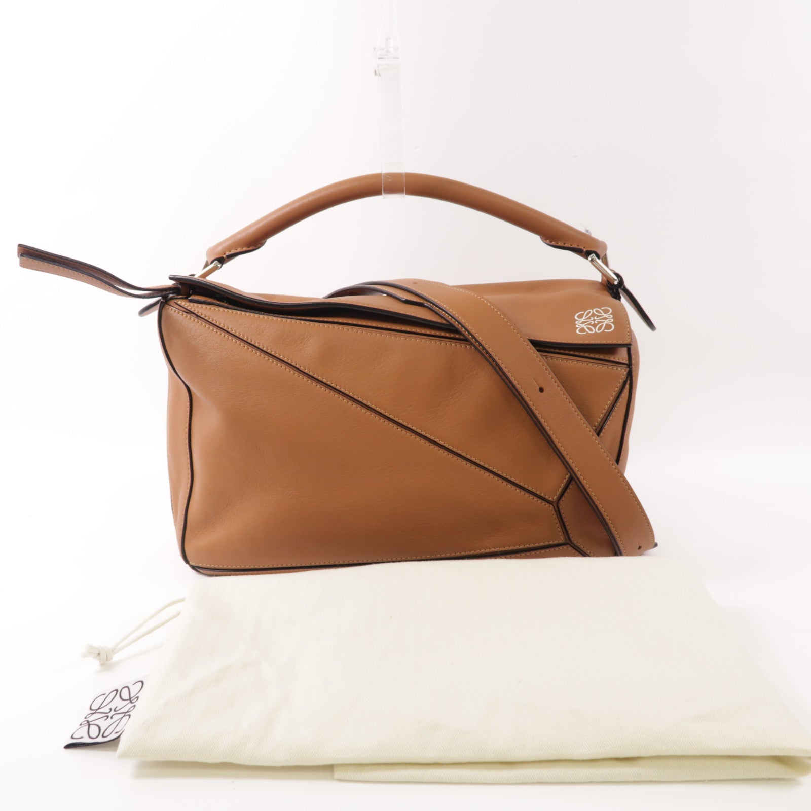 LOEWE 牛皮皮革Puzzle銀扣手挽肩背兩用袋