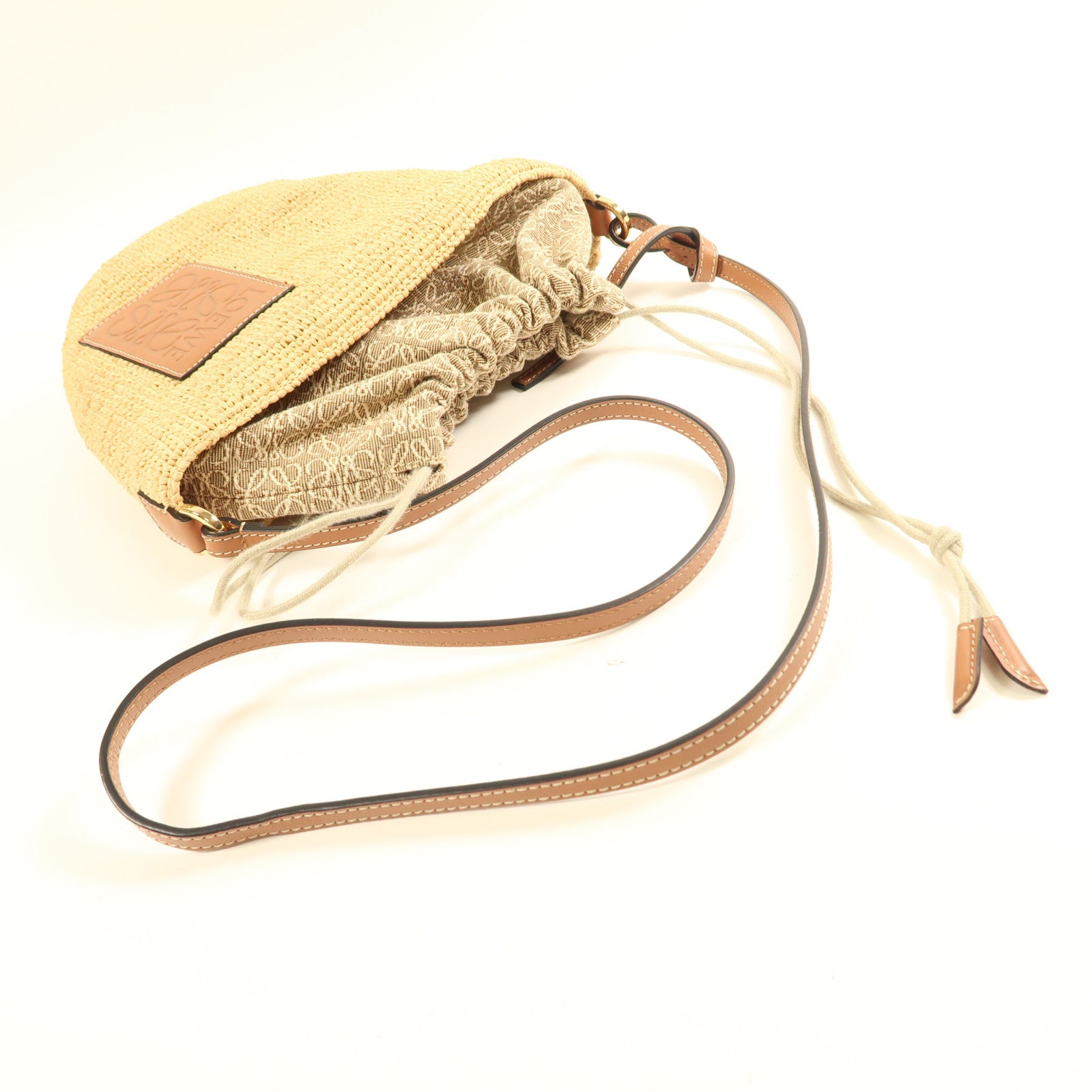 LOEWE Raffia/牛皮皮革Anagram Pochette Basket Bag金扣肩背袋