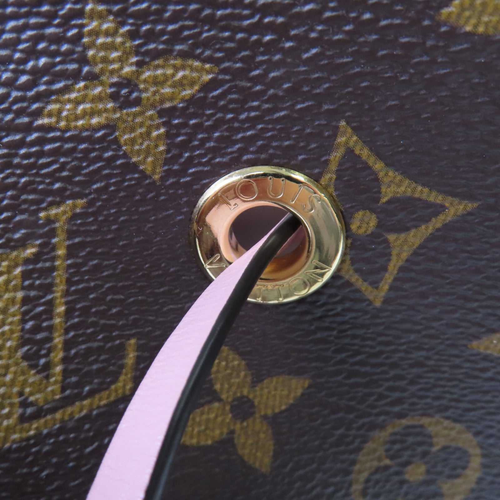 LOUIS VUITTON Monogram NeoNoe MM Shoulder Bag金扣肩背袋啡色/粉紅色