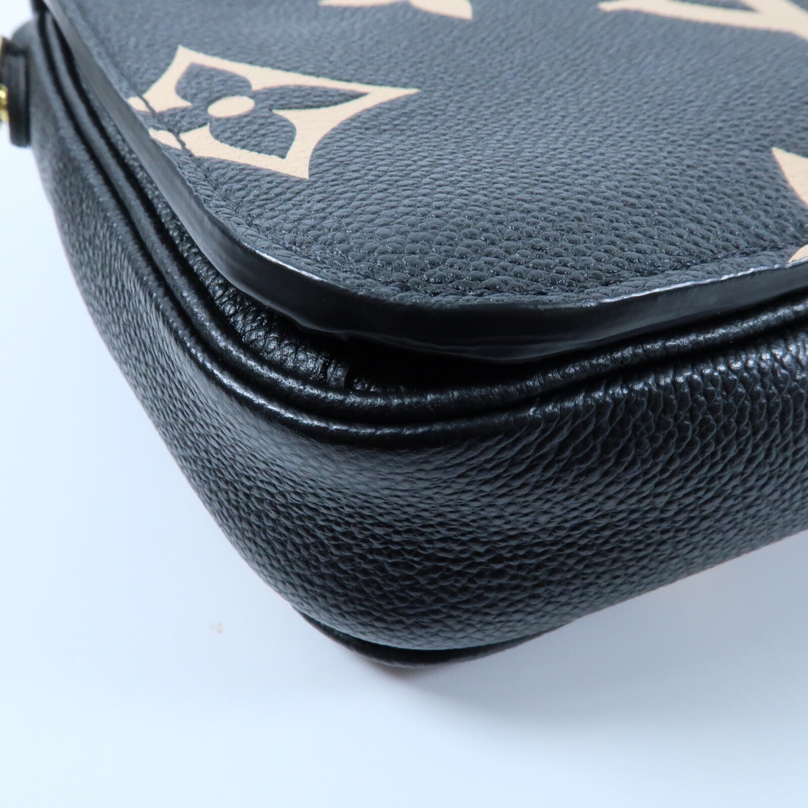 LOUIS VUITTON Monogram Empreinte Pochette Metis金扣手挽肩背兩用袋