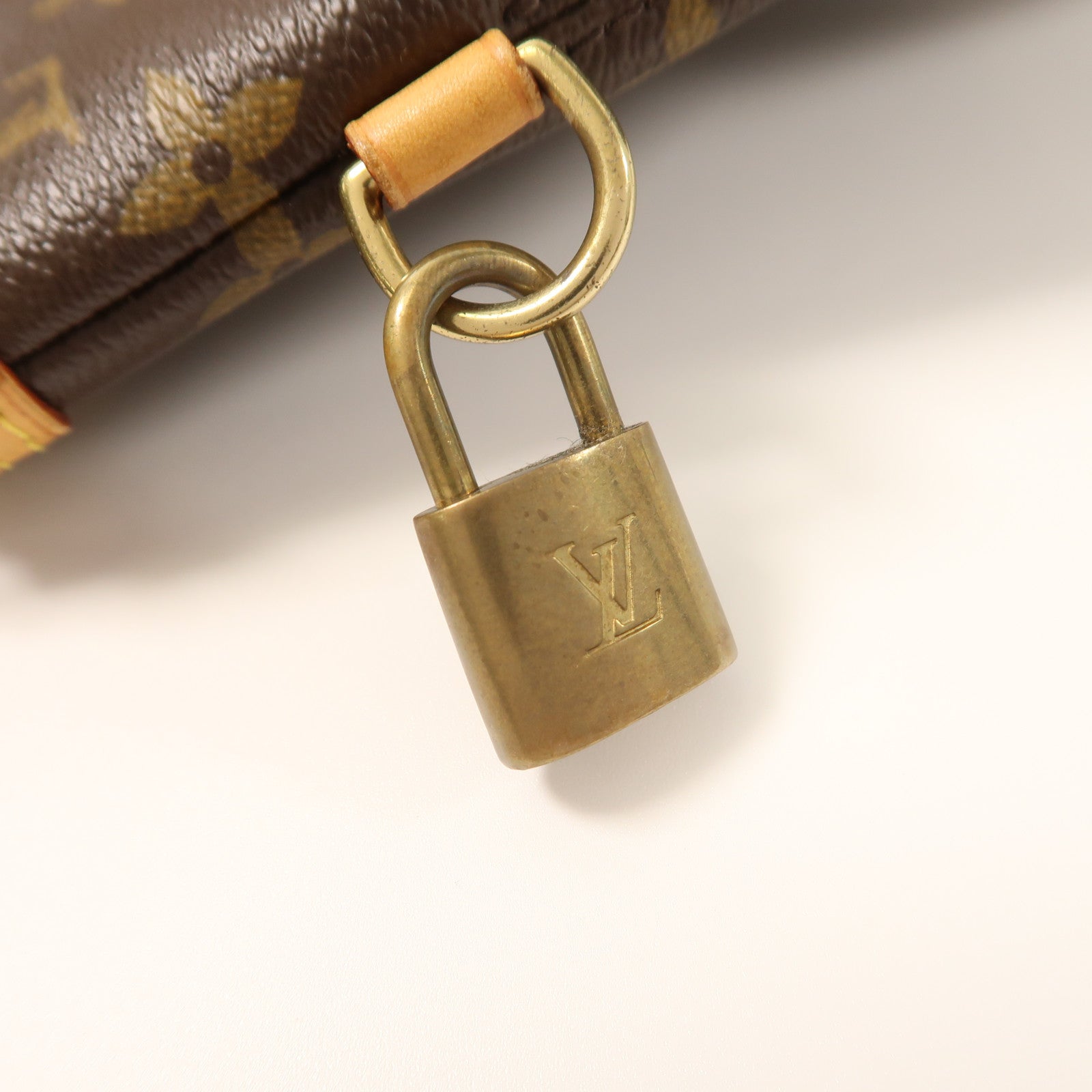 LOUIS VUITTON Monogram Lockit Horizontal金扣肩背袋