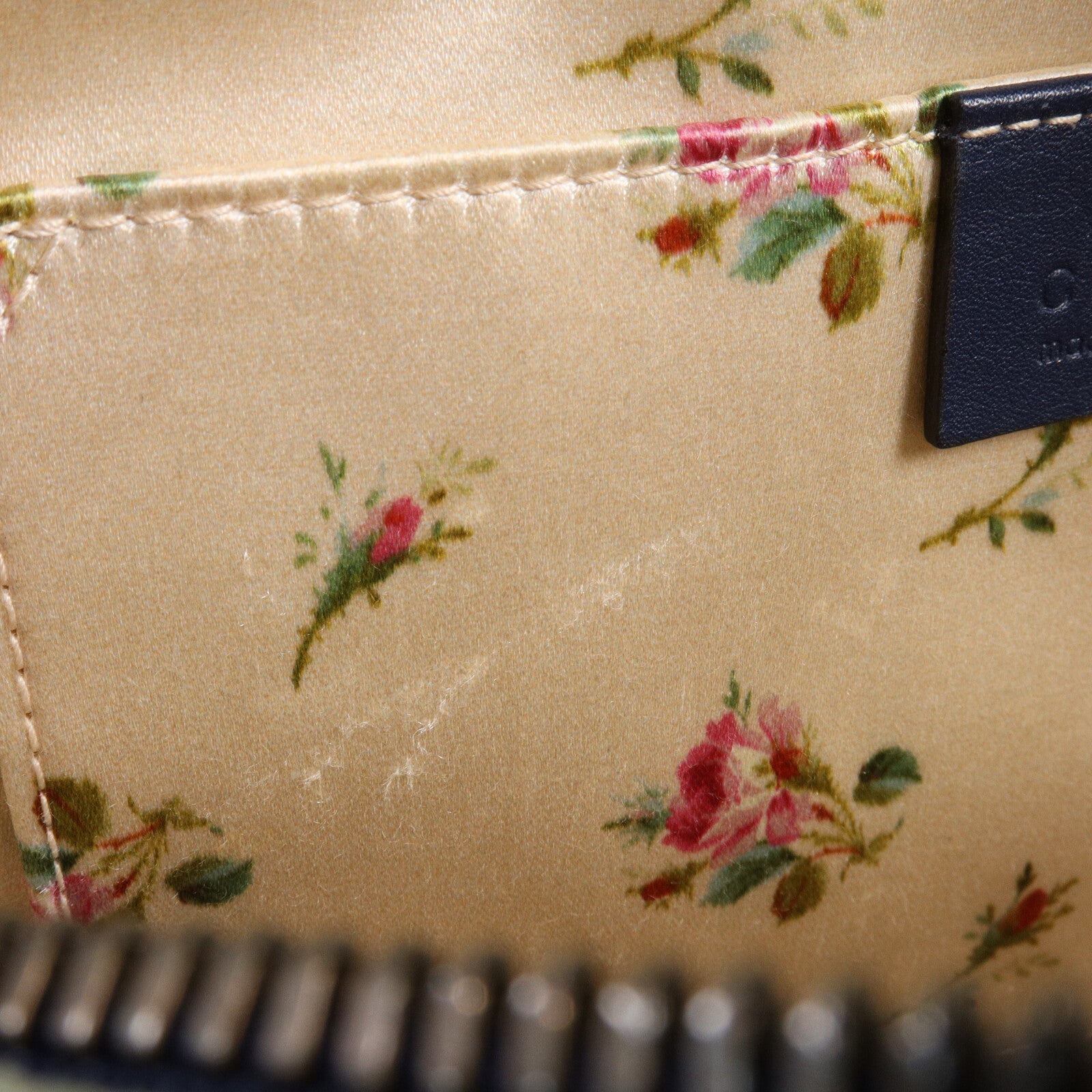 GUCCI 牛仔布GG Marmont Small Camera Bag肩背袋