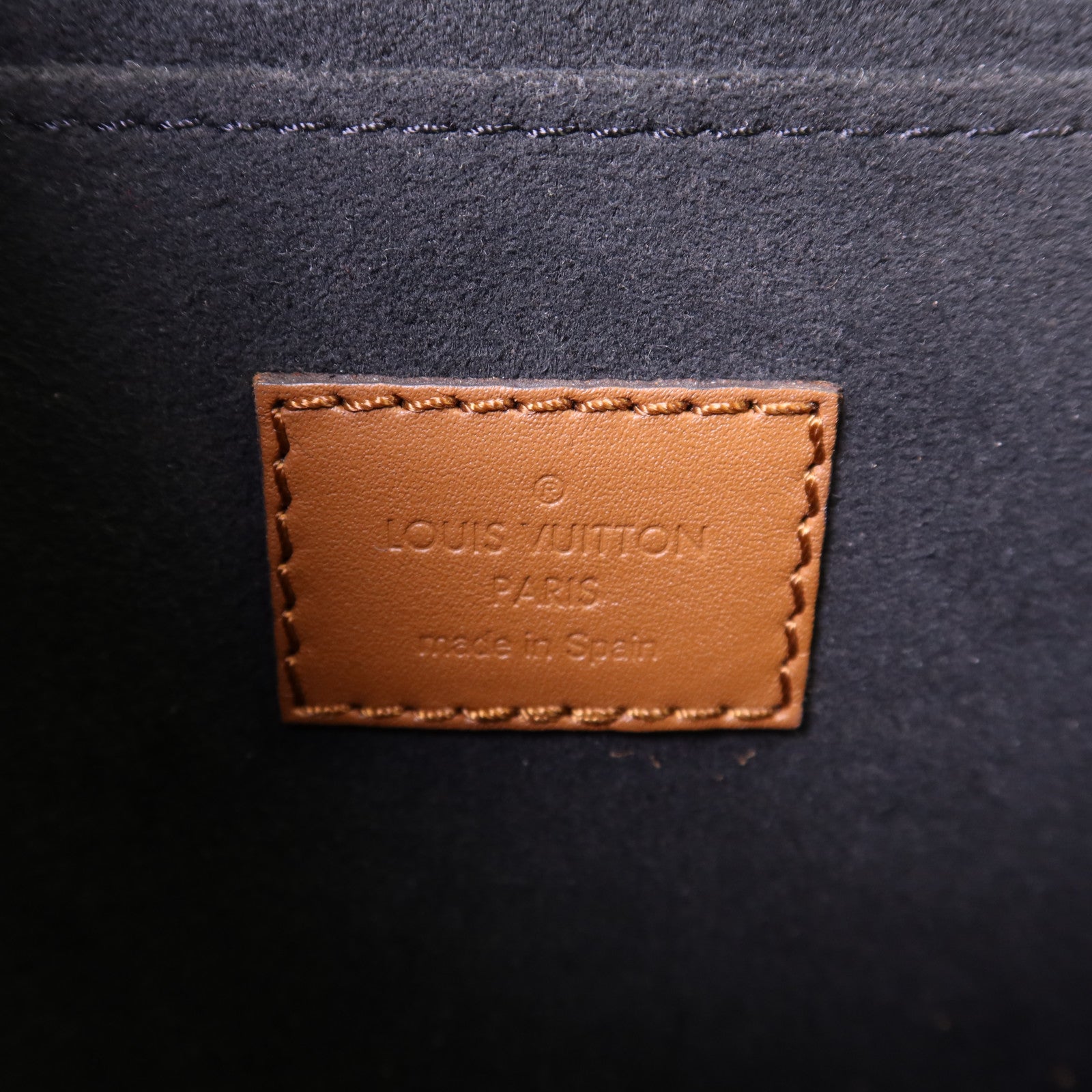 LOUIS VUITTON Monogram Reverse Dauphine MM金扣肩背袋