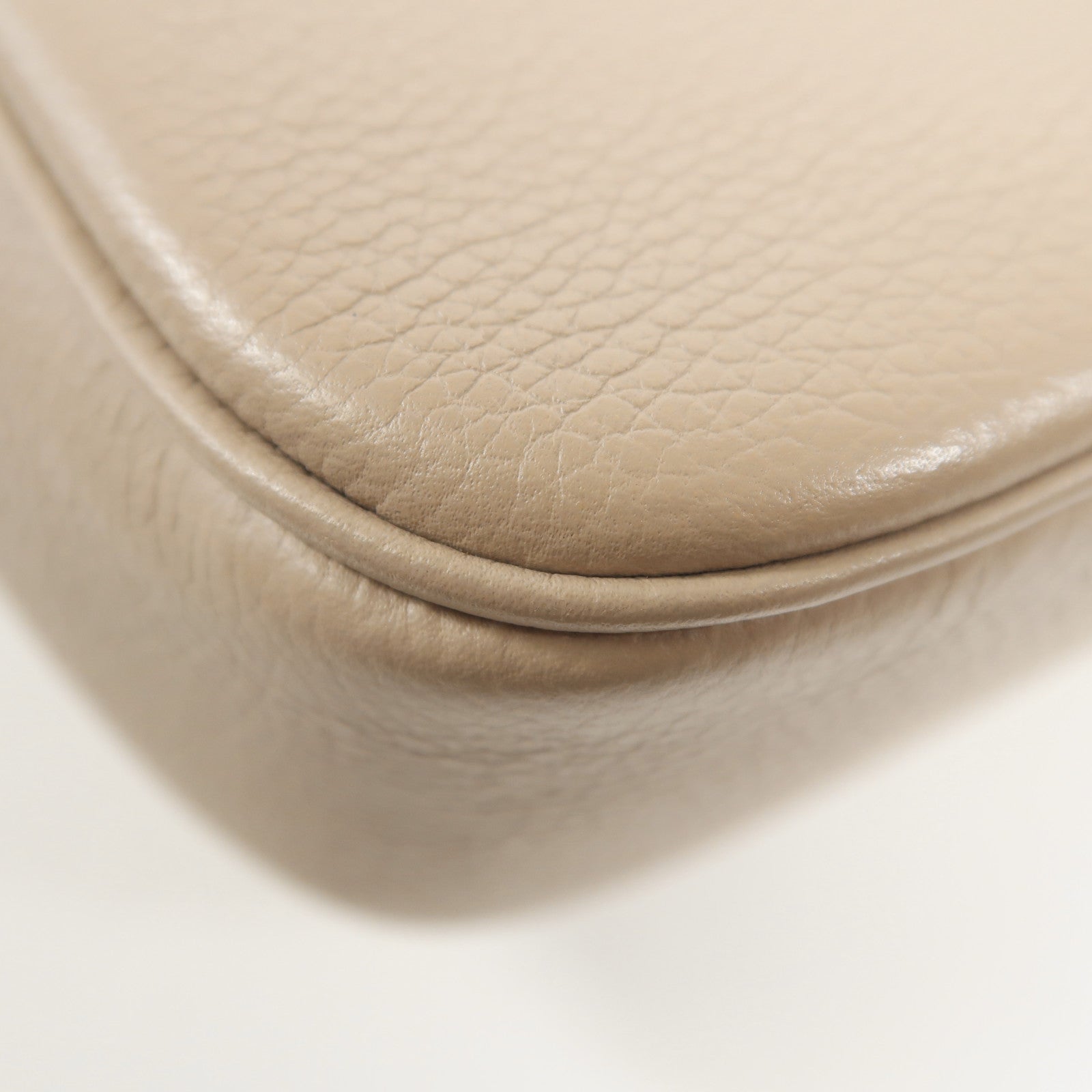 LOUIS VUITTON 牛皮皮革Lockme Tender金扣手挽肩背兩用袋