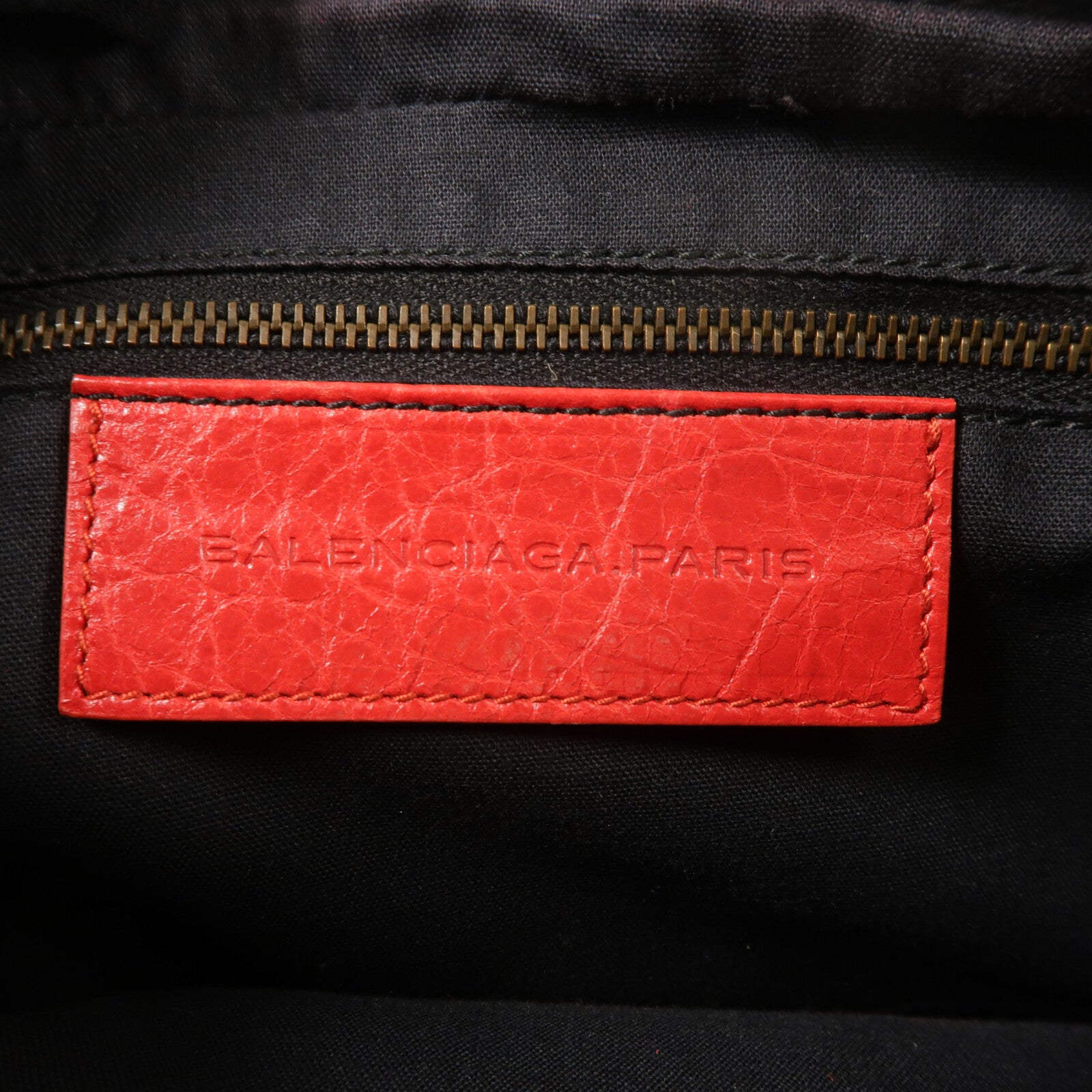 BALENCIAGA 羊皮皮革Crossbody Bag肩背袋