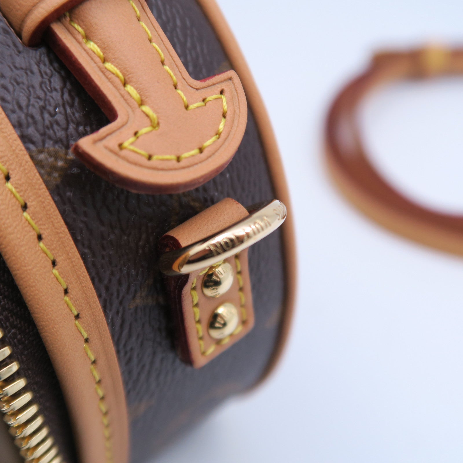 LOUIS VUITTON 【清倉大減價】Monogram Mini Boite Chapeau金扣手挽肩背兩用袋啡色