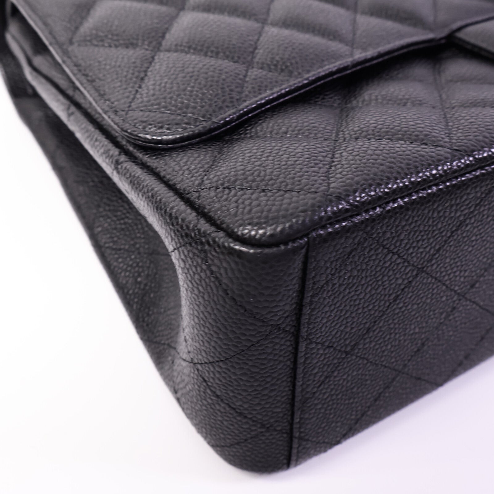 CHANEL 牛皮皮革Maxi Classic鏈帶肩背袋