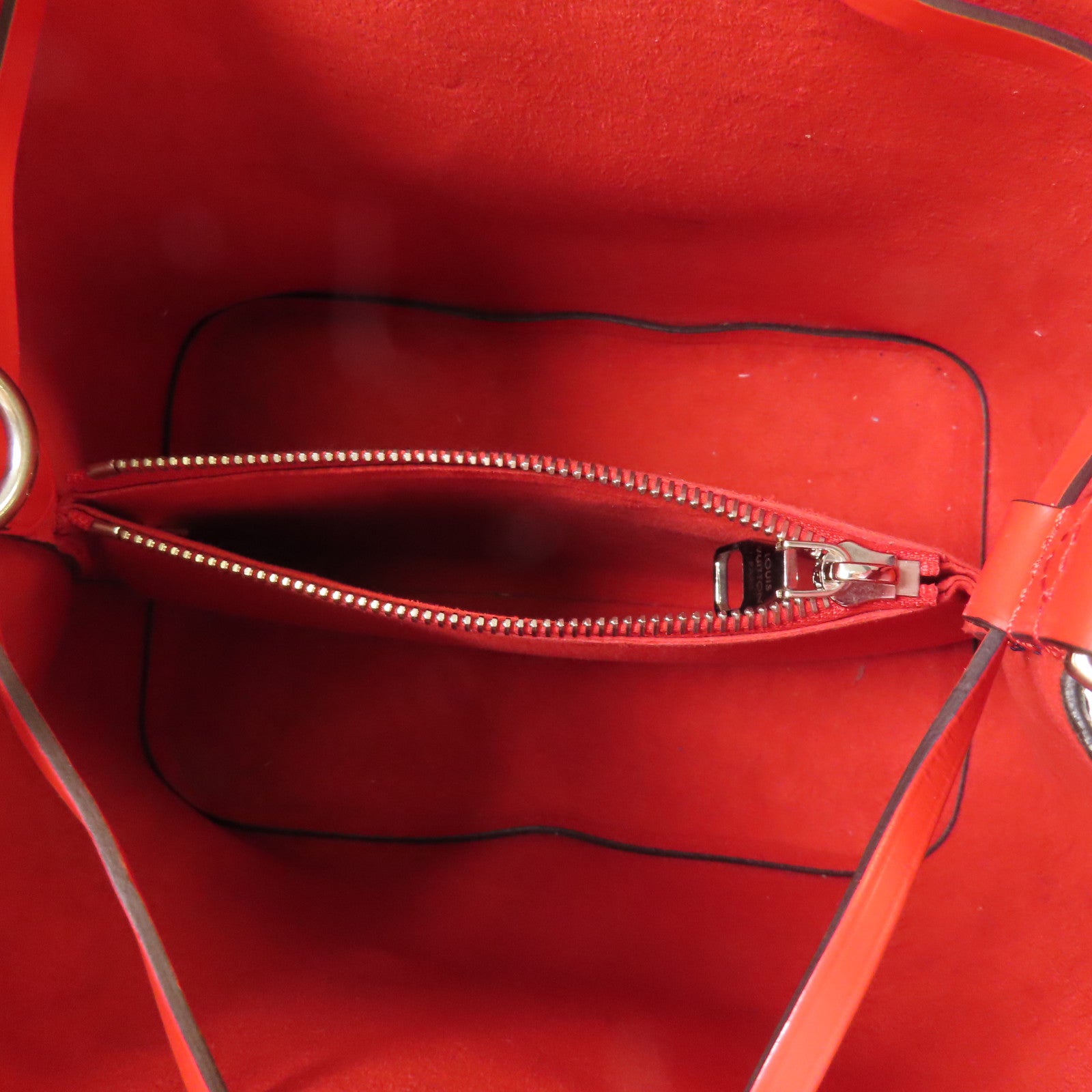 LOUIS VUITTON Epi NeoNoe MM銀扣手挽肩背兩用袋