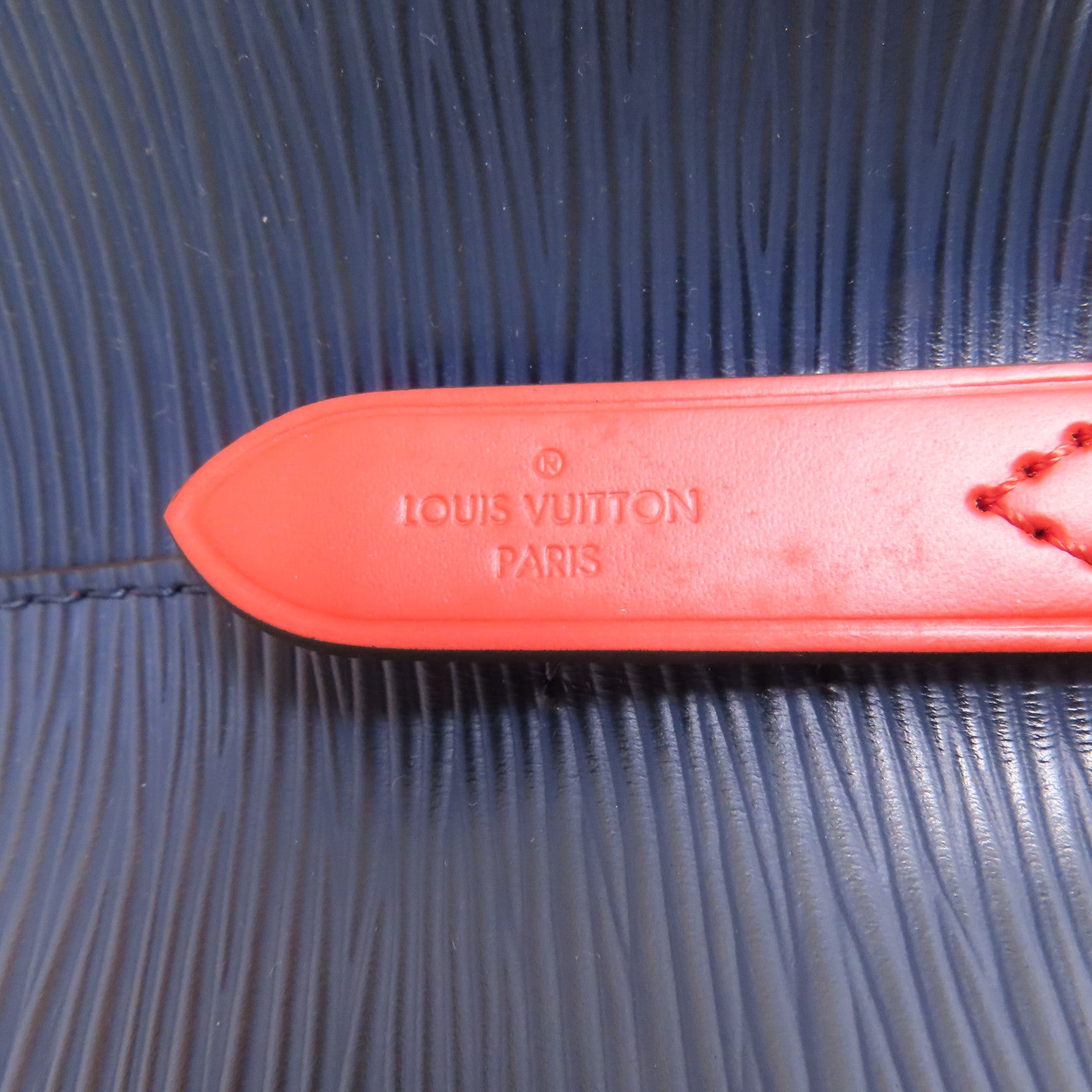LOUIS VUITTON Epi NeoNoe MM銀扣手挽肩背兩用袋