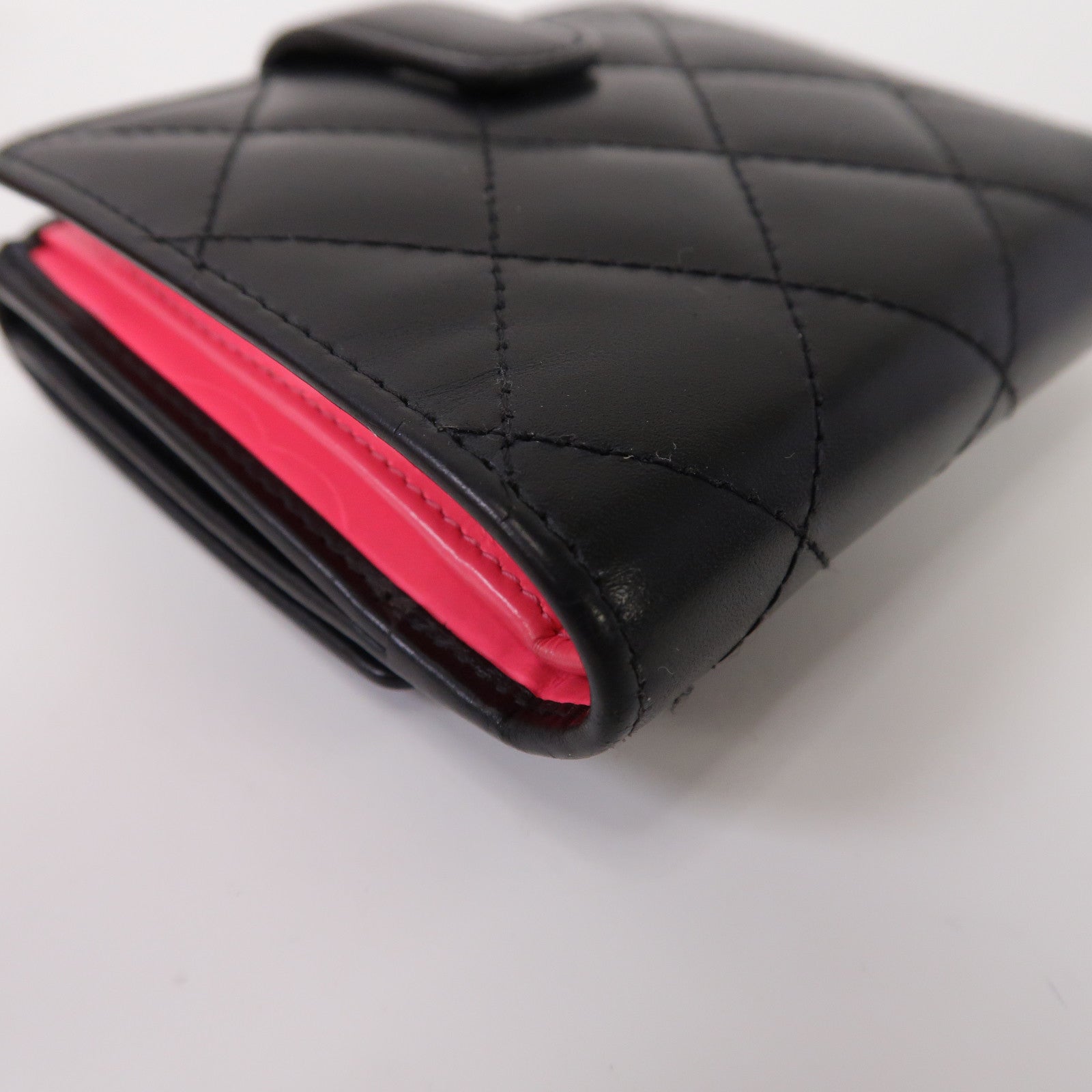 CHANEL 菱格牛皮皮革Cambon Bi-Fold Wallet折疊錢包黑色