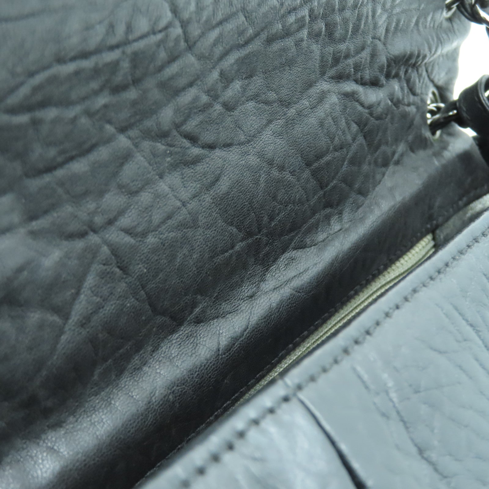 CHANEL 菱格牛皮皮革Shoulder Bag银扣肩背袋黑色