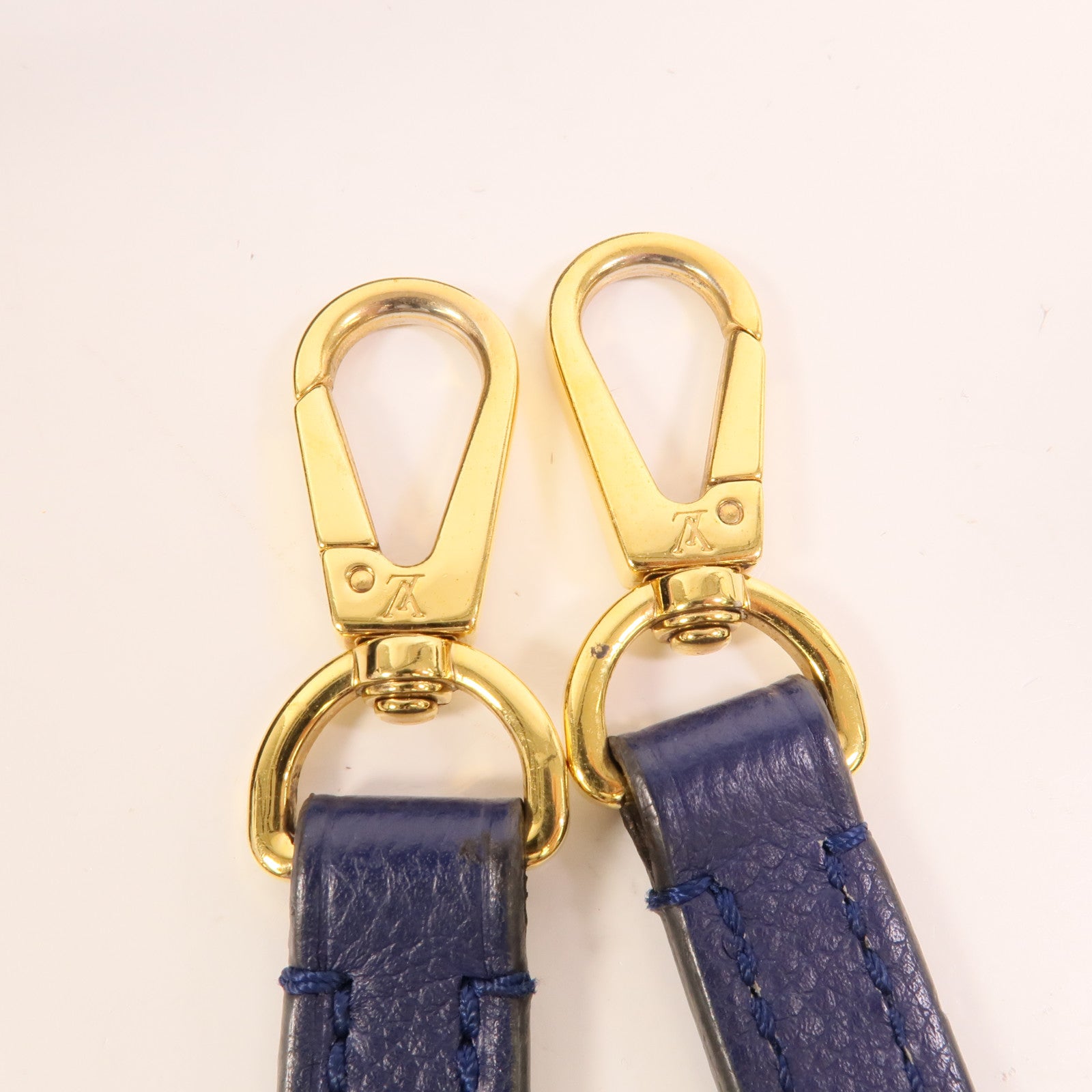 LOUIS VUITTON Monogram Empreinte Montaigne MM手挽肩背兩用袋