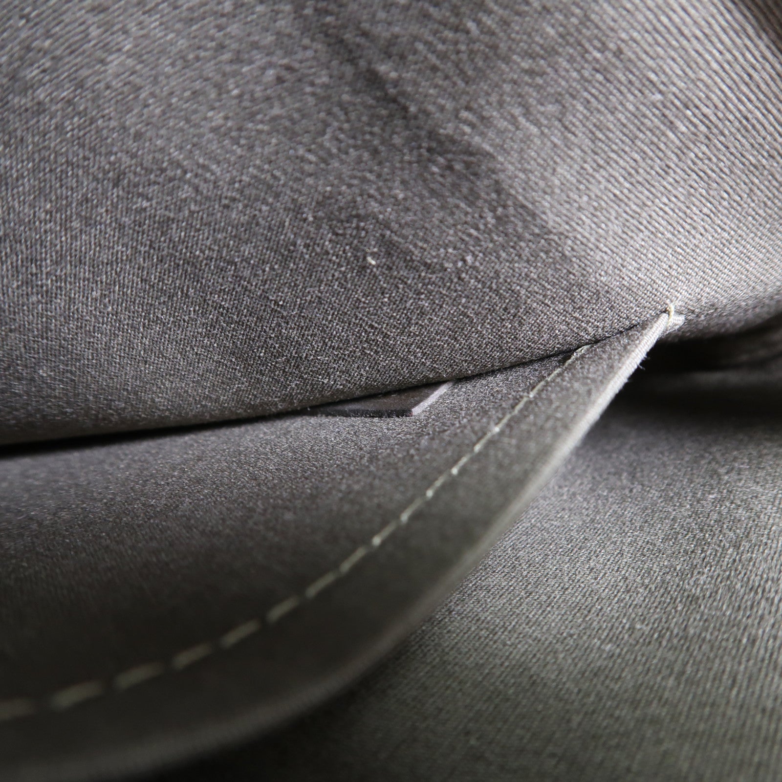 LOUIS VUITTON Monogram Mini Lucille PM金扣肩背袋