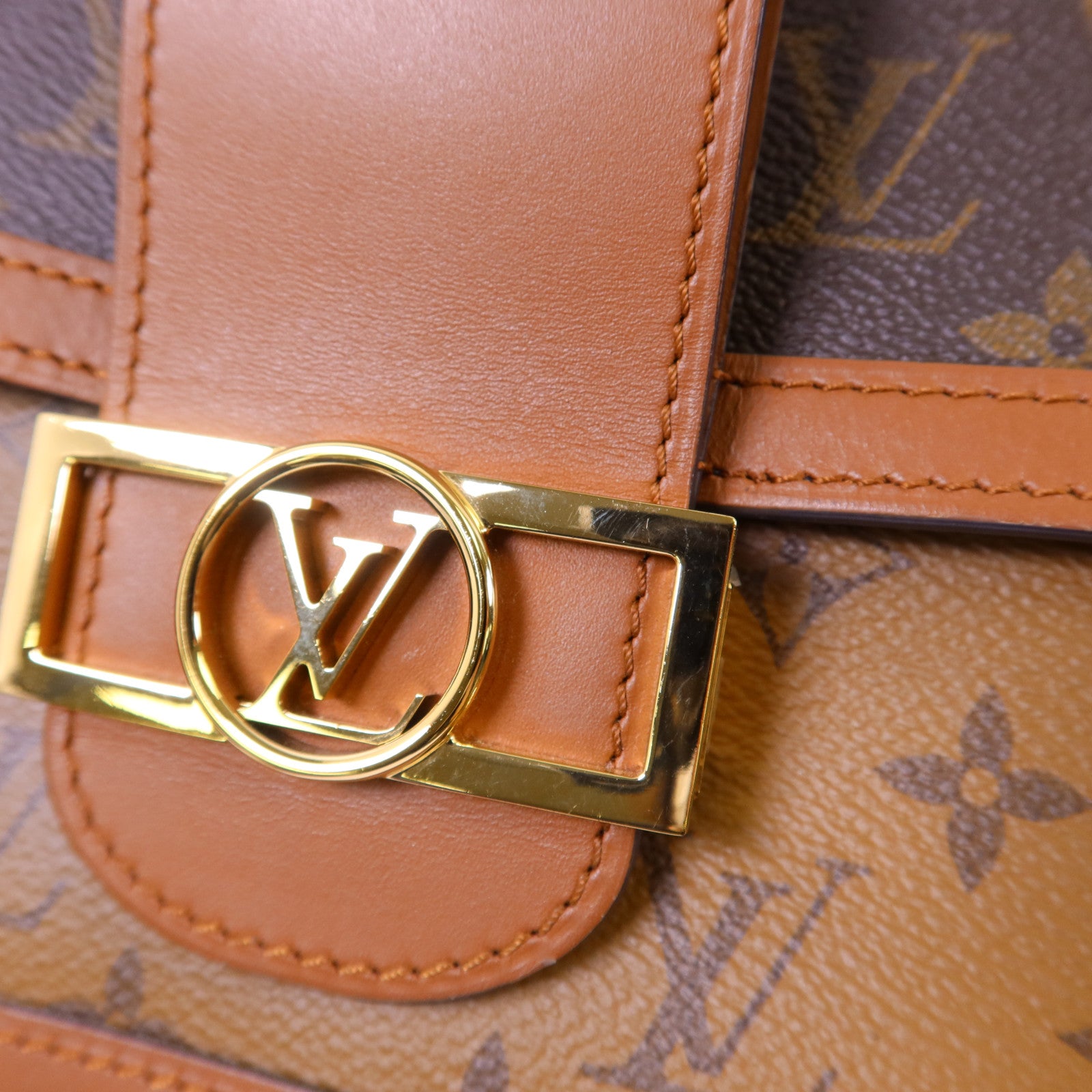 LOUIS VUITTON Monogram Reverse Dauphine MM金扣肩背袋