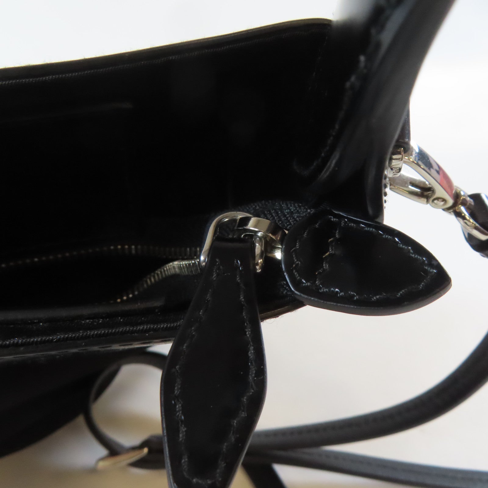 PRADA 牛皮皮革/尼龍Ouverture Bucket Bag銀扣手挽肩背兩用袋黑色