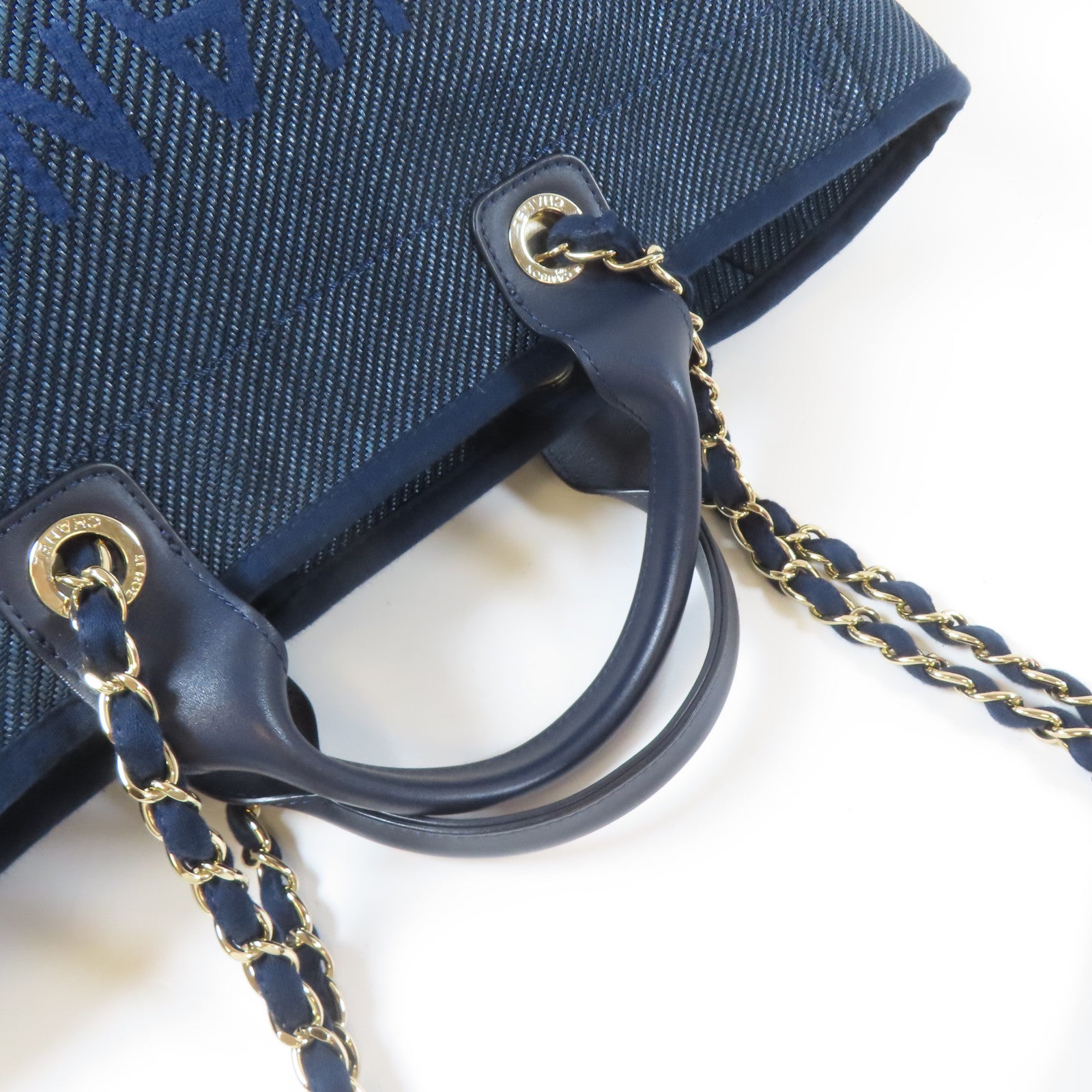 CHANEL 【激減優惠】帆布Deauville Tote 2 Way Chain Shoulder Bag金扣鏈帶手挽肩背兩用袋深藍色