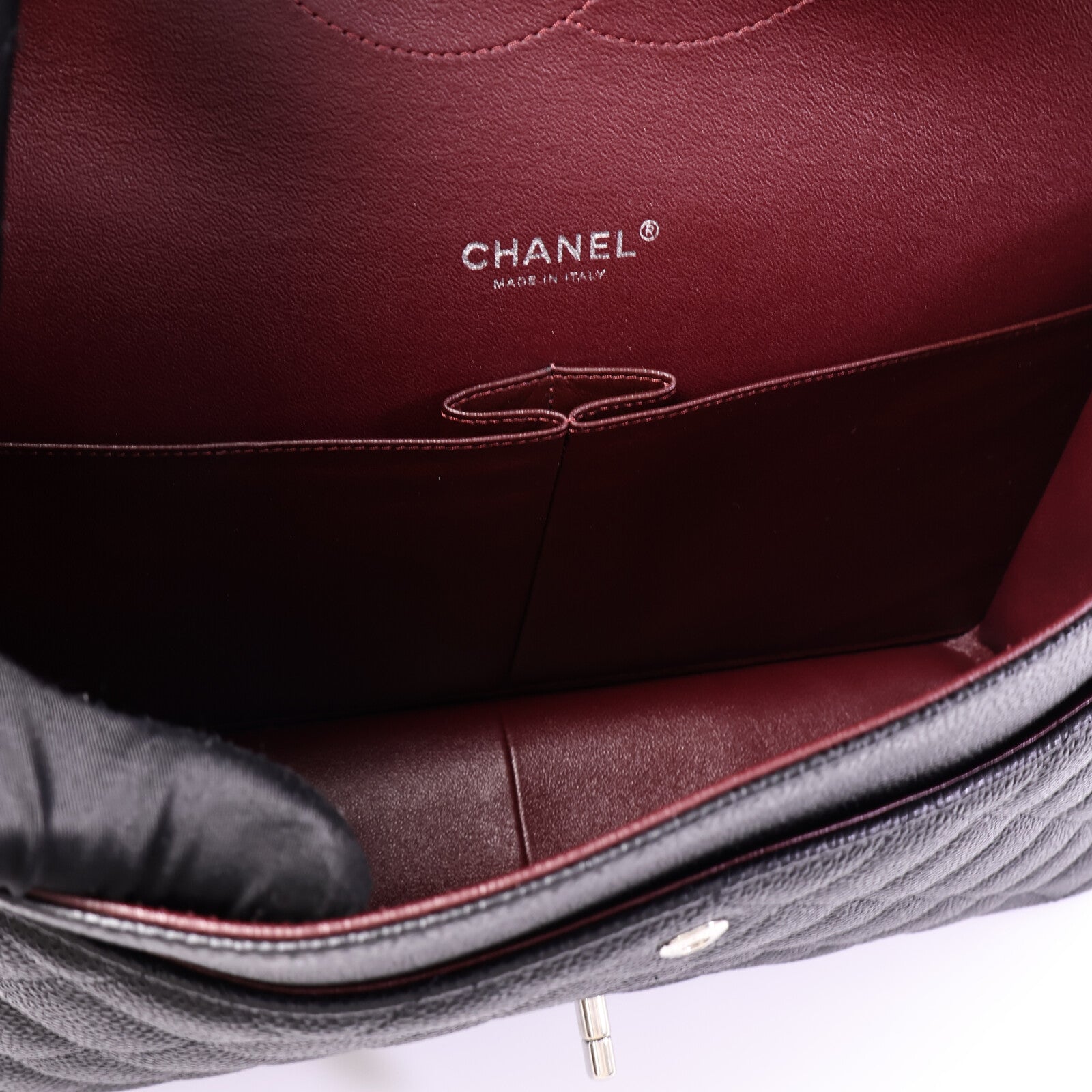 CHANEL 牛皮皮革Maxi Classic鏈帶肩背袋