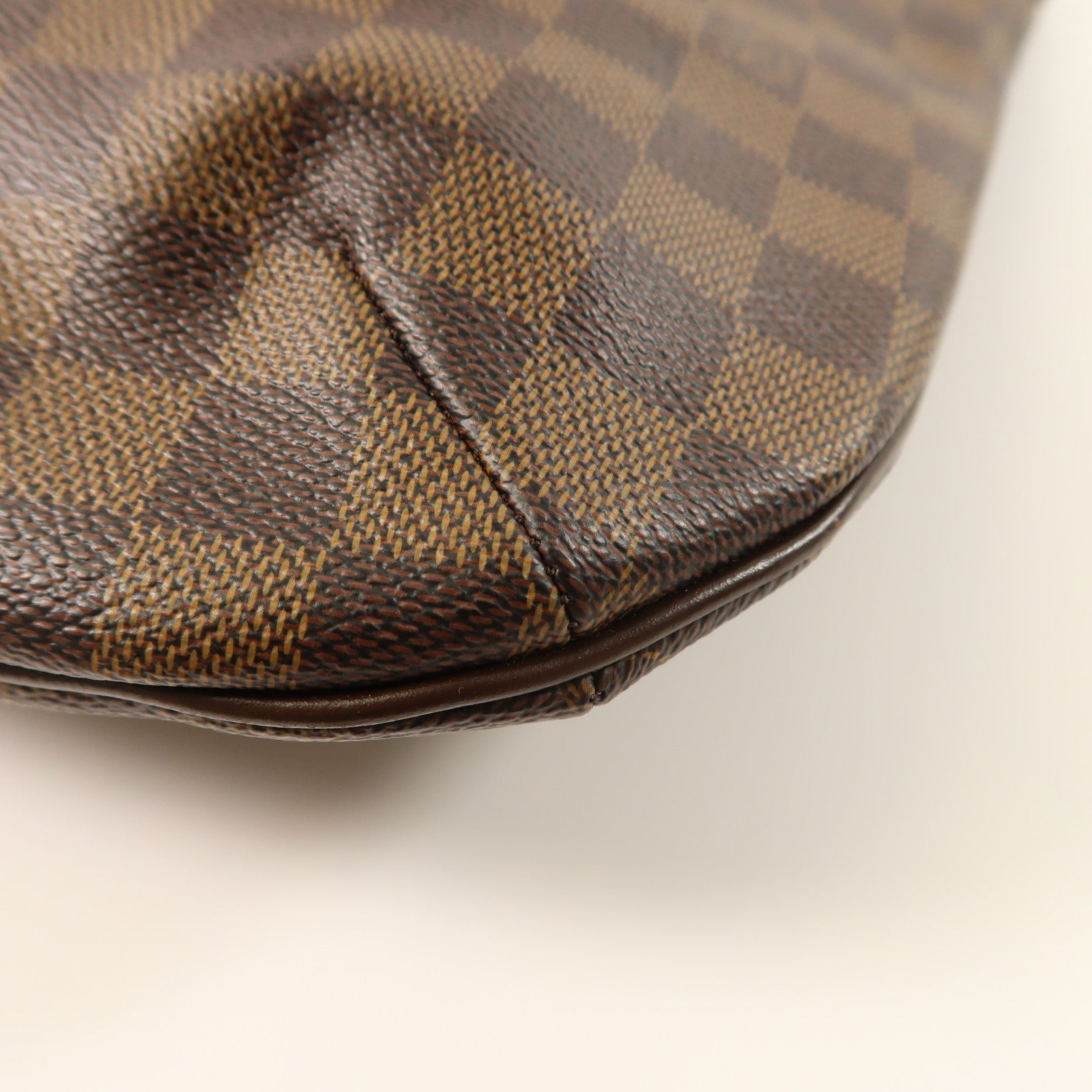 LOUIS VUITTON Damier Bloomsbury GM金扣肩背袋