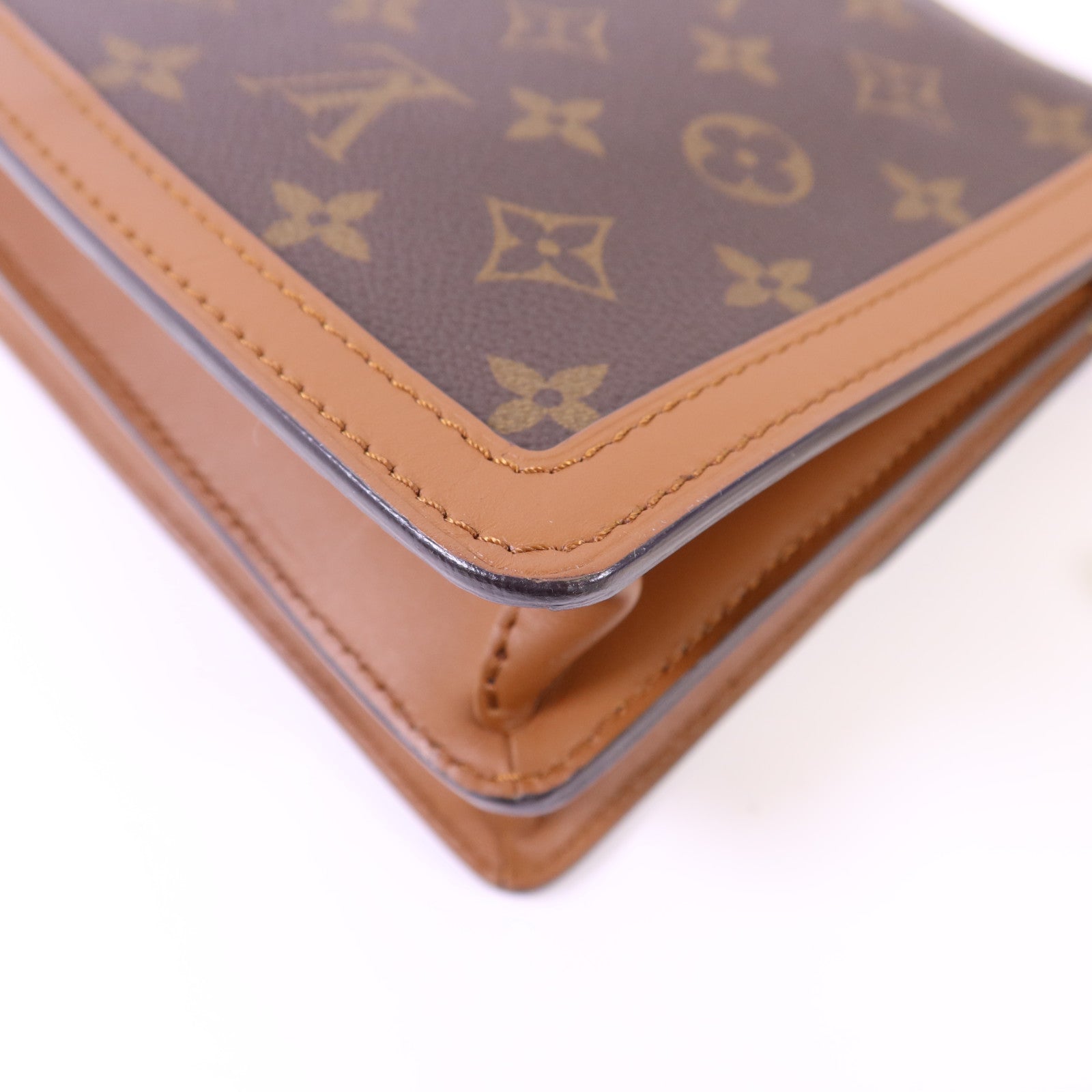 LOUIS VUITTON Monogram Reverse Dauphine MM金扣肩背袋
