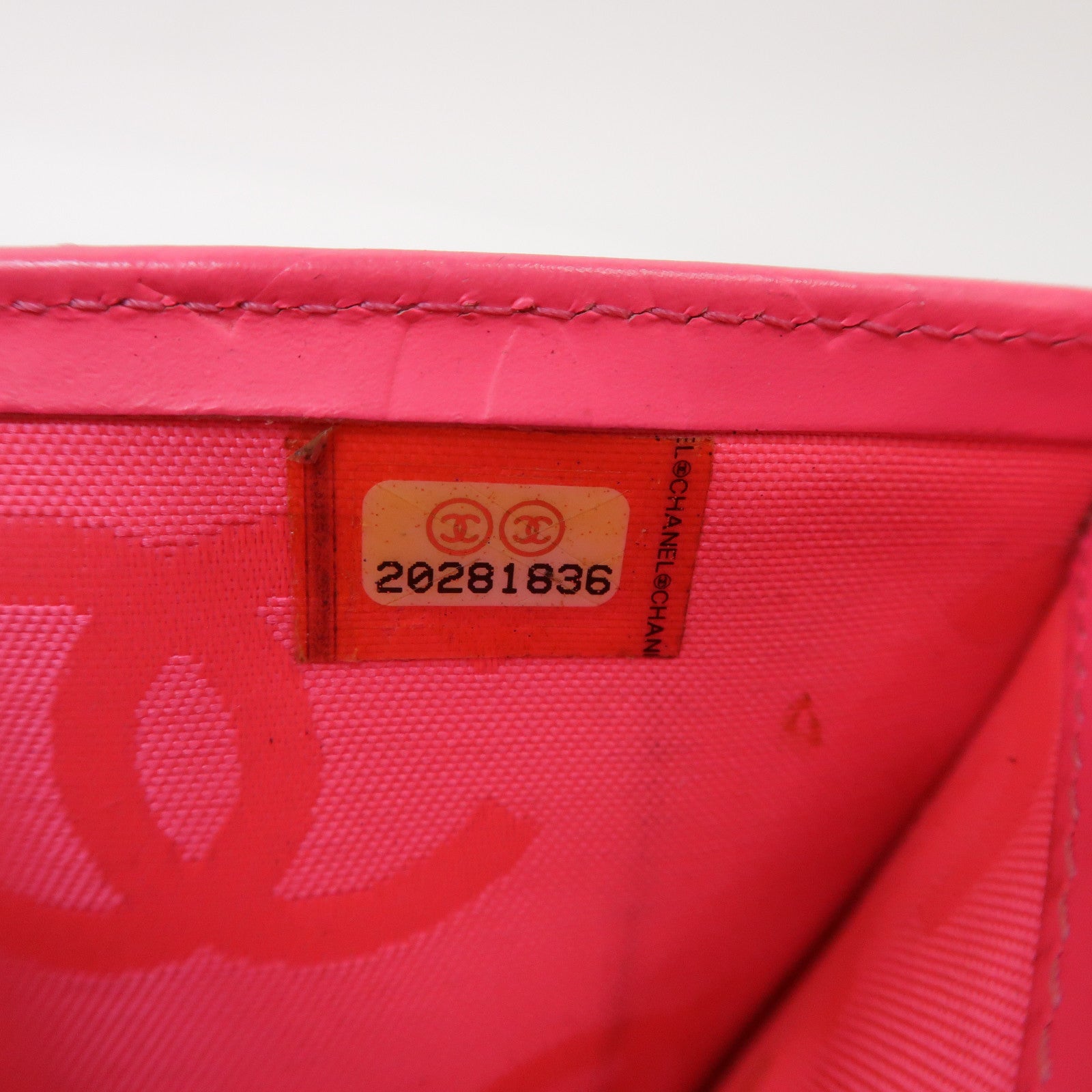 CHANEL 菱格牛皮皮革Cambon Bi-Fold Wallet折疊錢包黑色