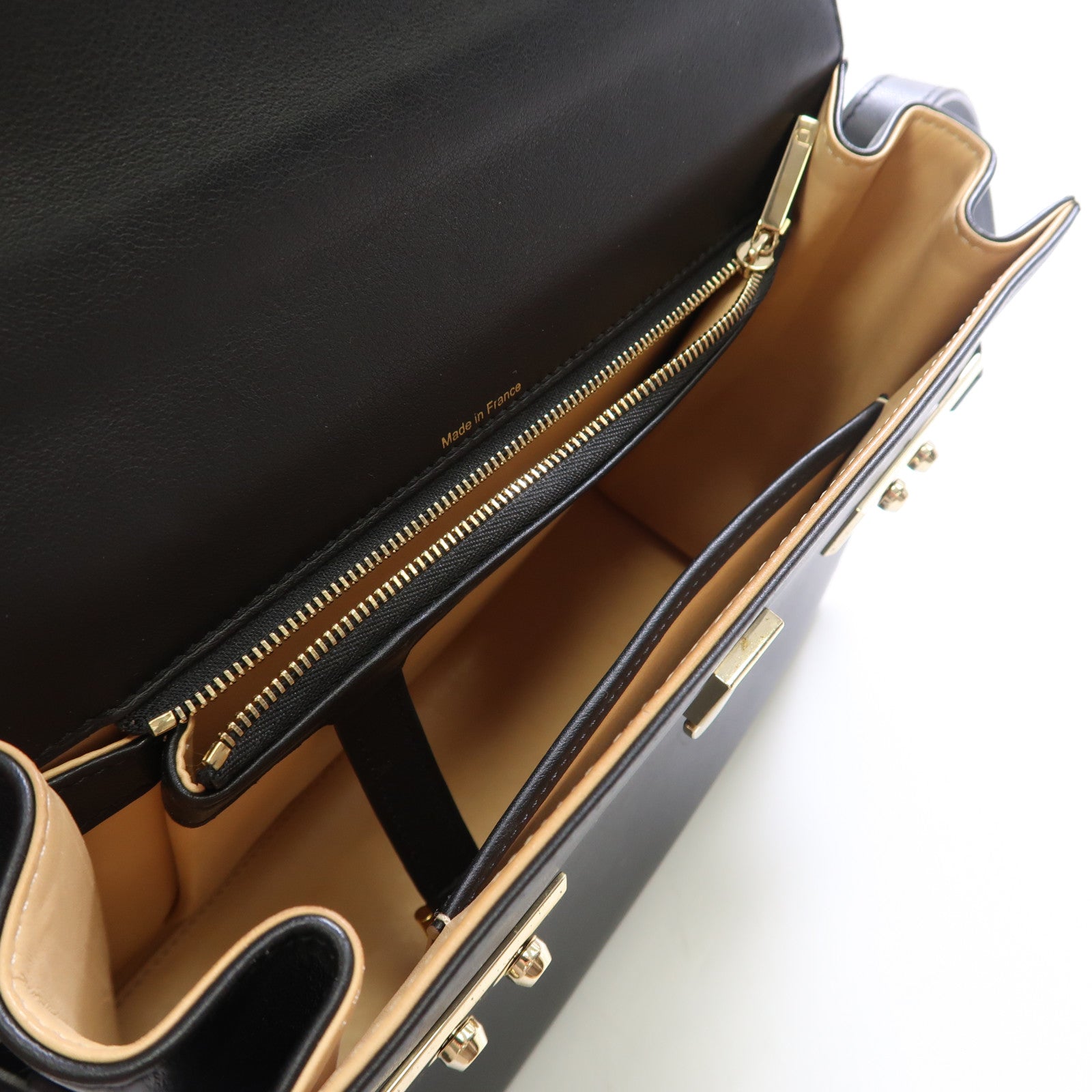 Delvaux 【激減優惠】牛皮皮革Delvaux Tempete MM金扣手挽肩背兩用袋黑色