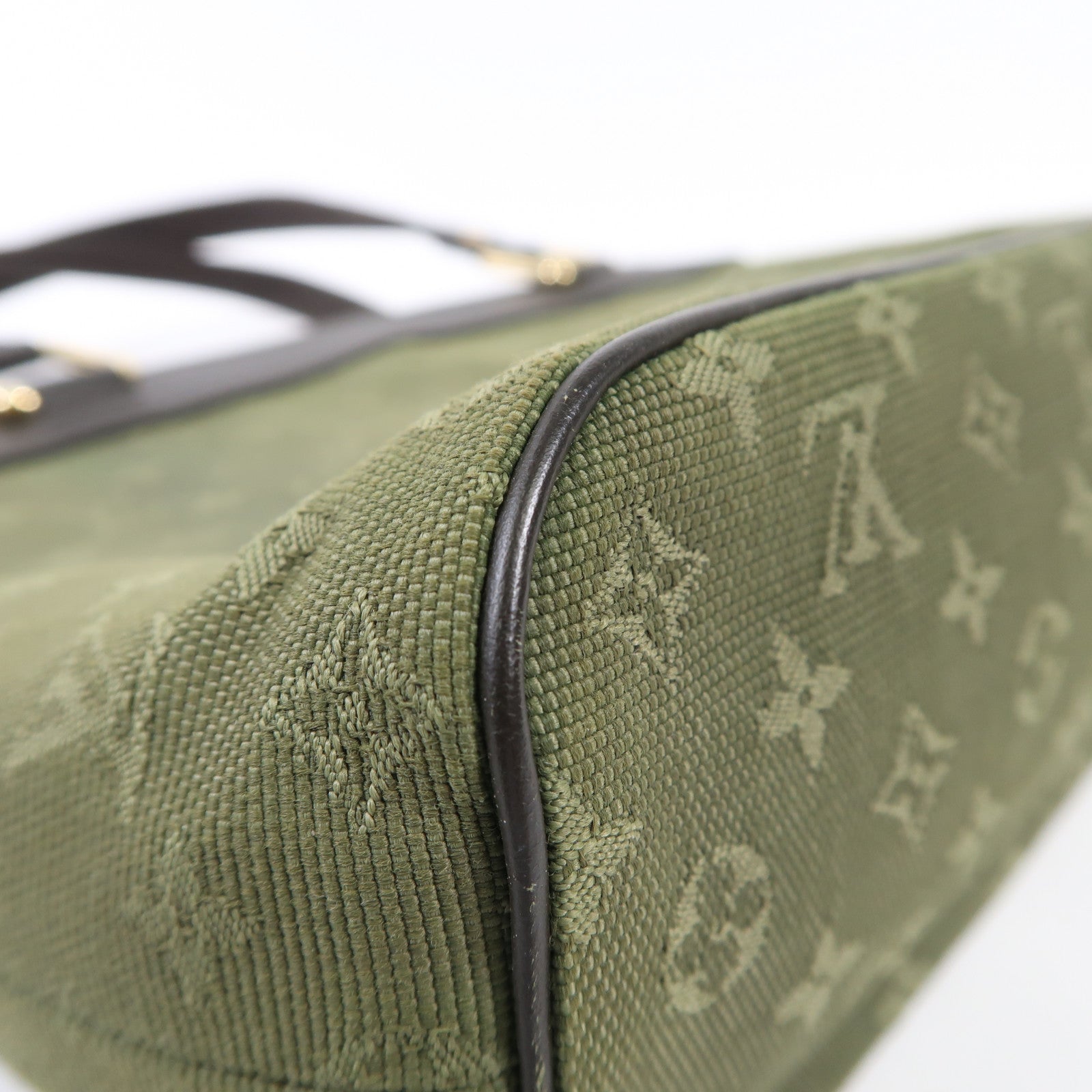 LOUIS VUITTON Monogram Mini Lucille PM金扣肩背袋