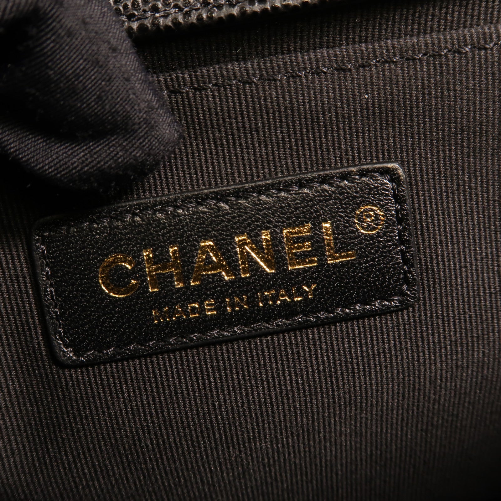 CHANEL 牛皮皮革Boy 25肩背袋