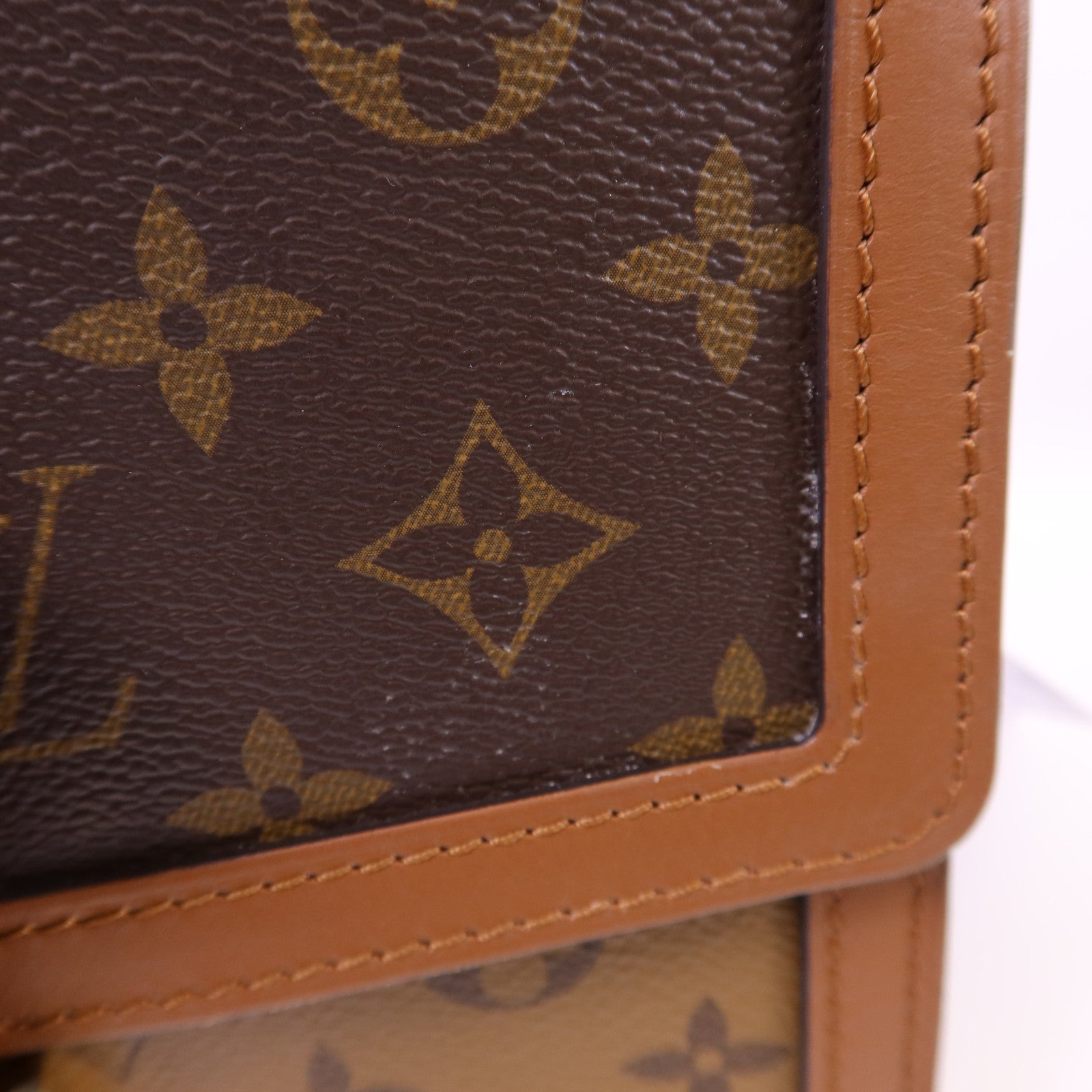 LOUIS VUITTON Monogram Reverse Dauphine MM金扣肩背袋
