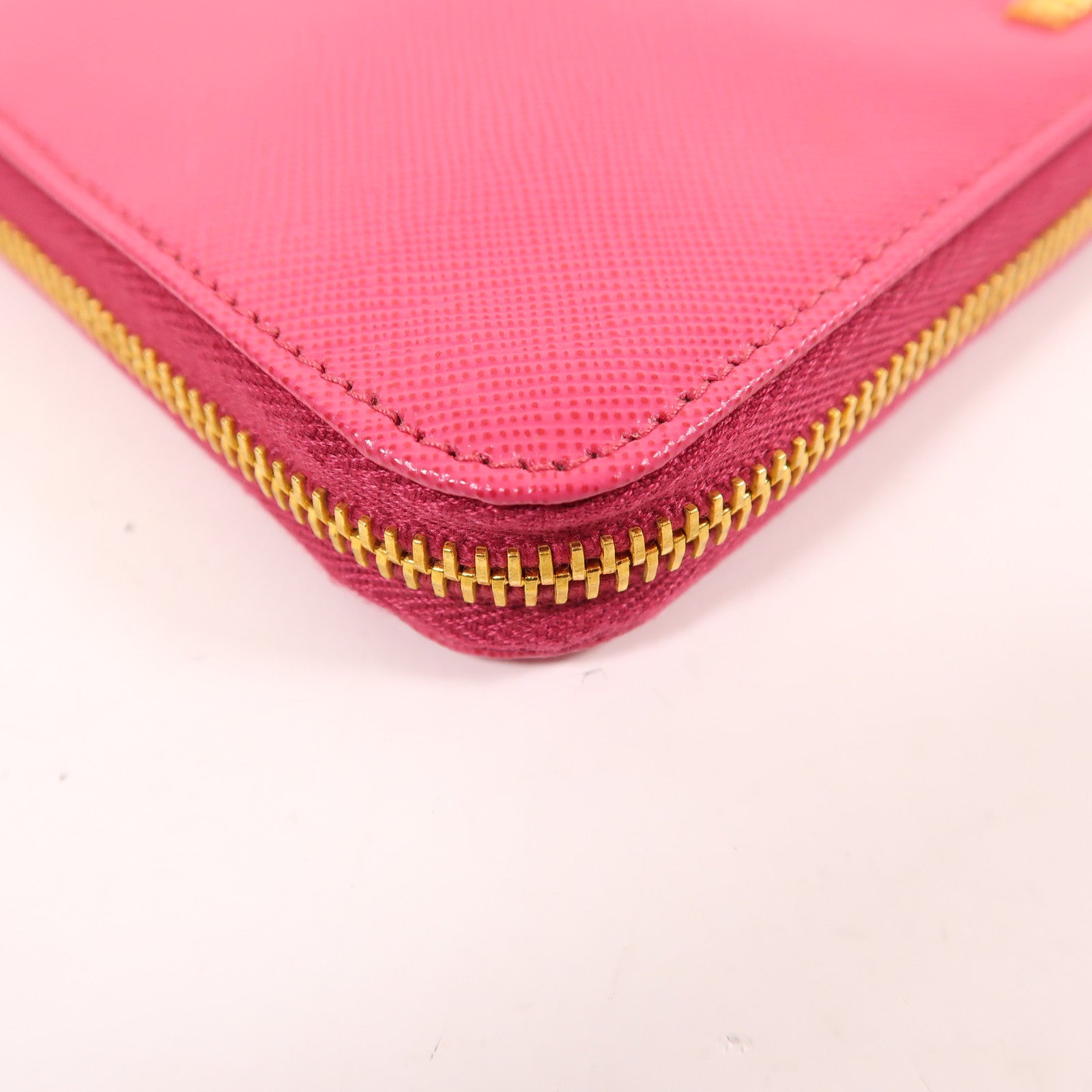 PRADA 牛皮皮革Long Wallet金扣長錢包