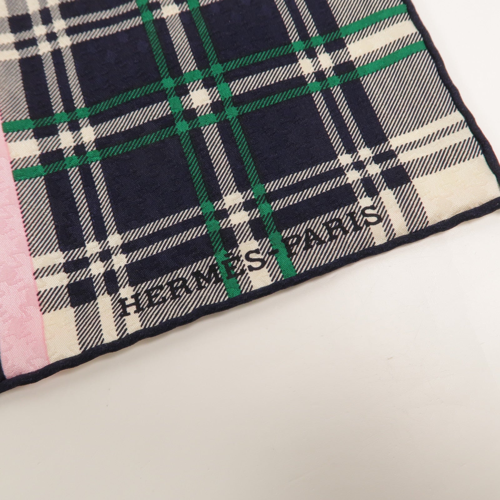 HERMES 【激減優惠】絲質Scarf 70x70絲巾