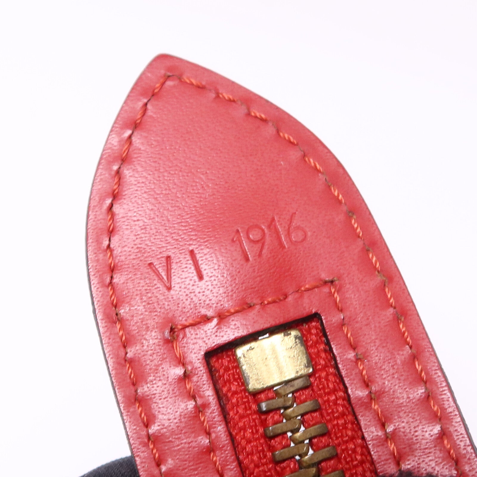 LOUIS VUITTON Epi Saint Jacques PM金扣手挽袋