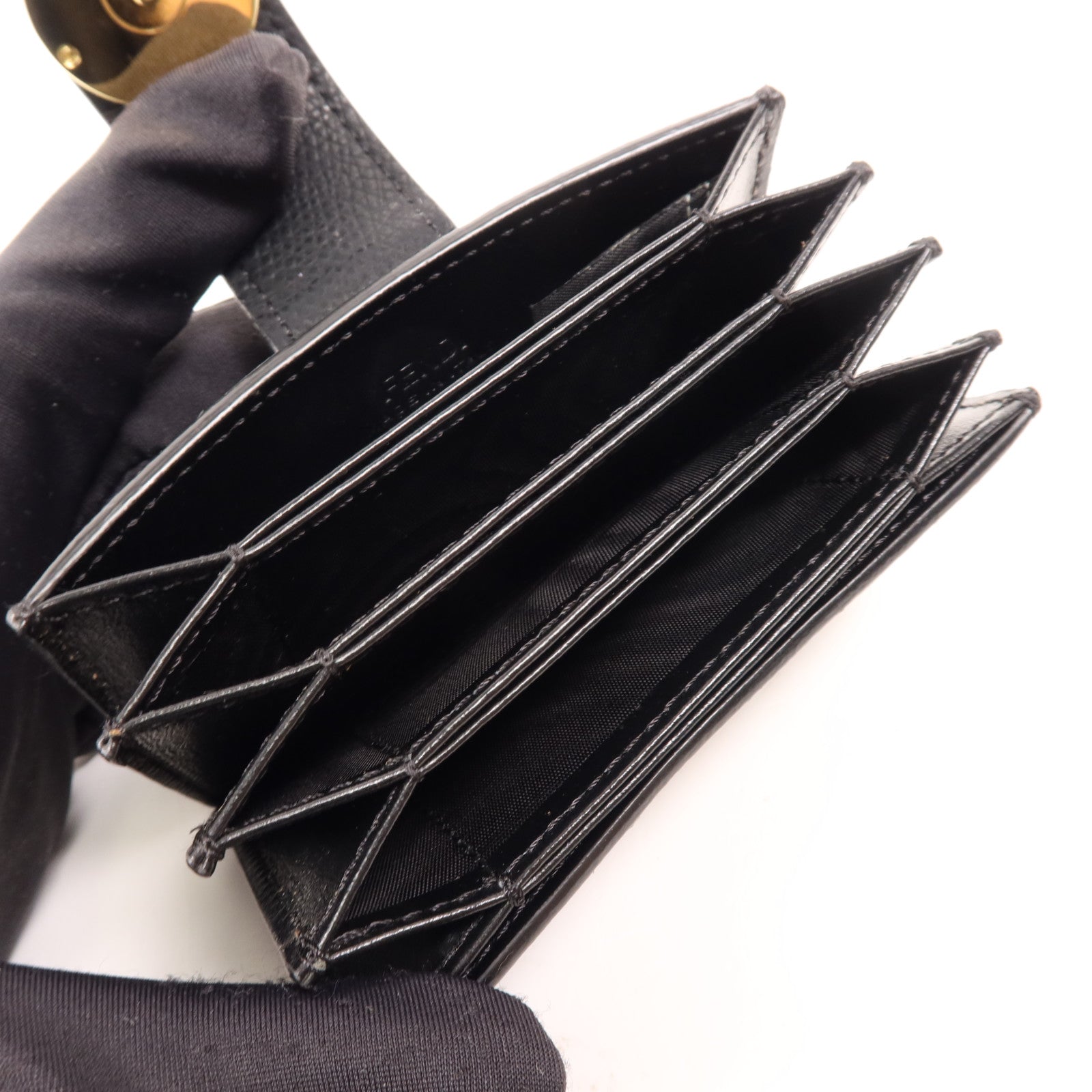 FENDI 牛皮皮革Flat F金扣卡片套