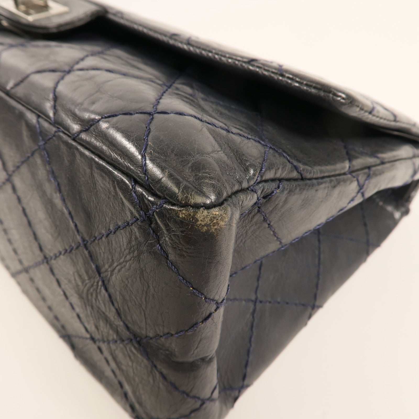 CHANEL 牛皮皮革2.55 Medium銀扣鏈帶肩背袋