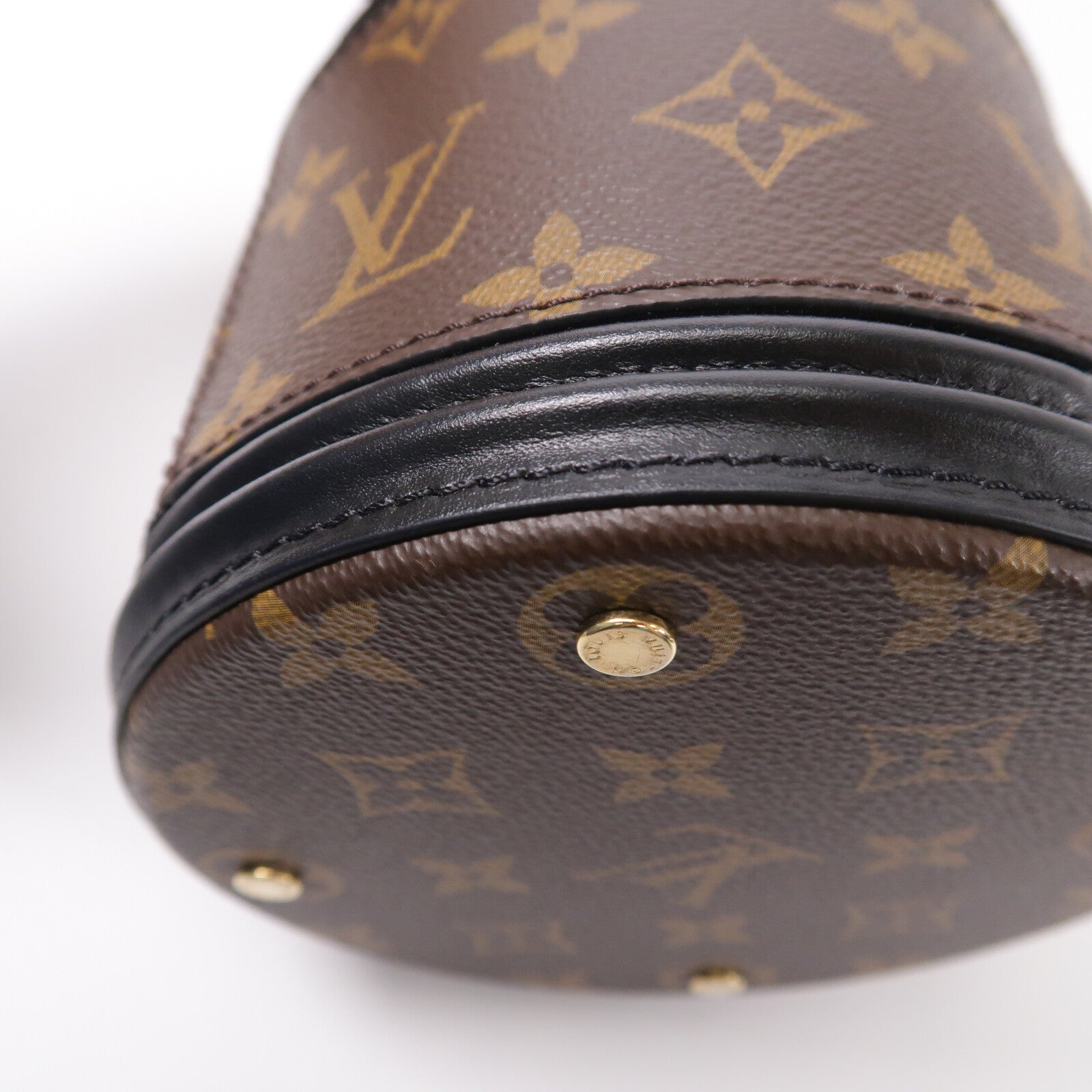 LOUIS VUITTON Monogram Canoe鏈帶手挽肩背兩用袋