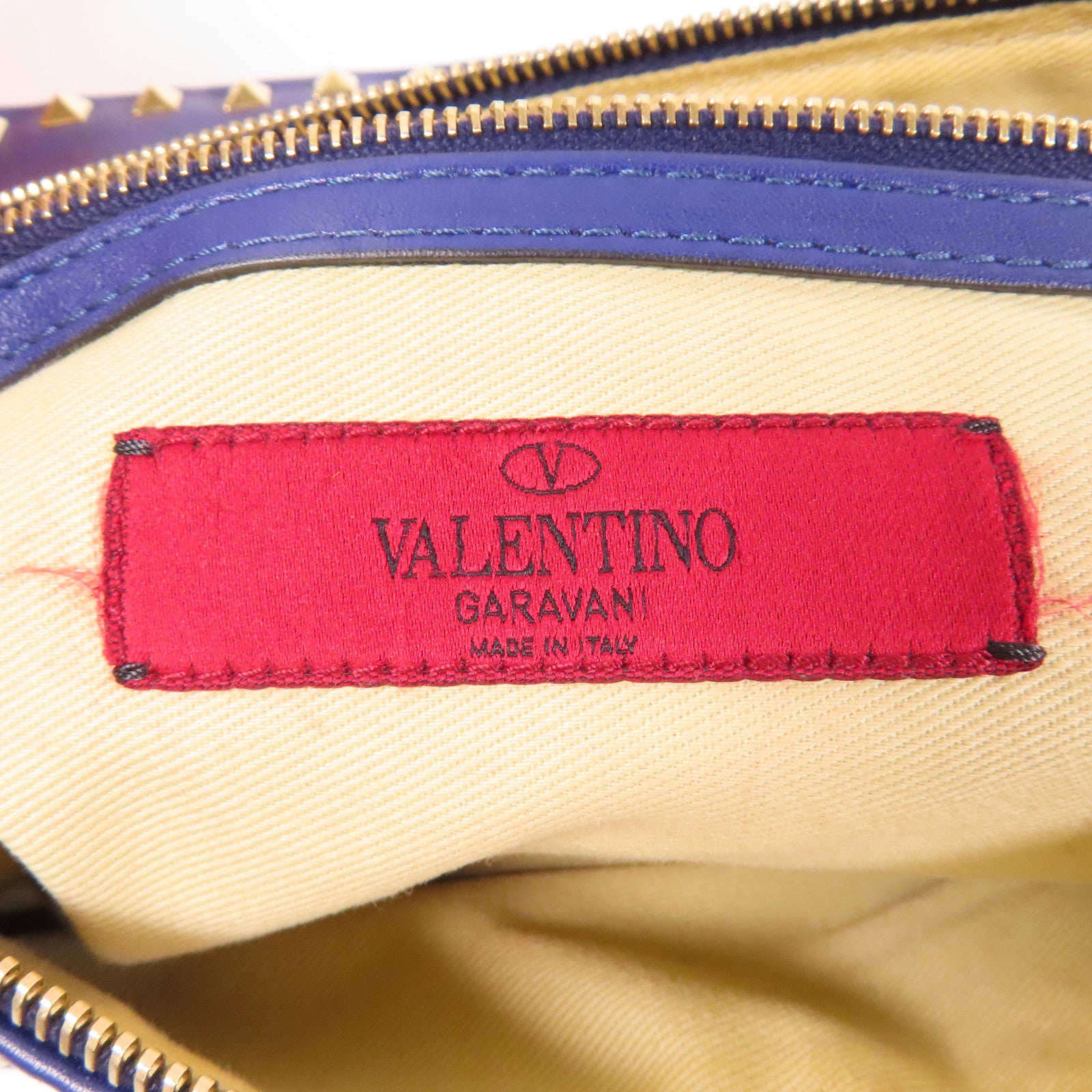Valentino 牛皮皮革Clutch金扣手拿包紫色