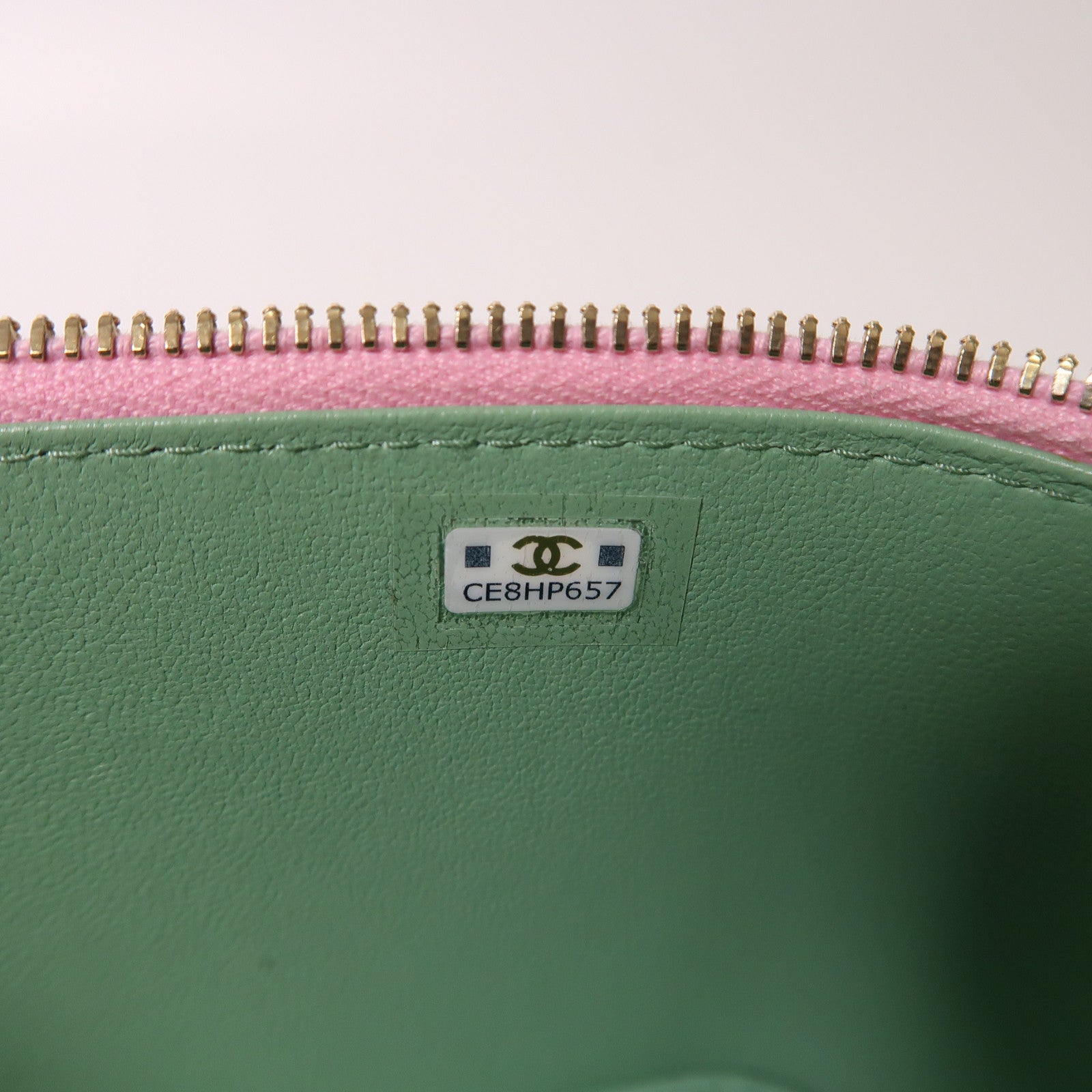 CHANEL 菱格羊皮皮革Vanity Case金釦鏈帶肩背袋粉紅色