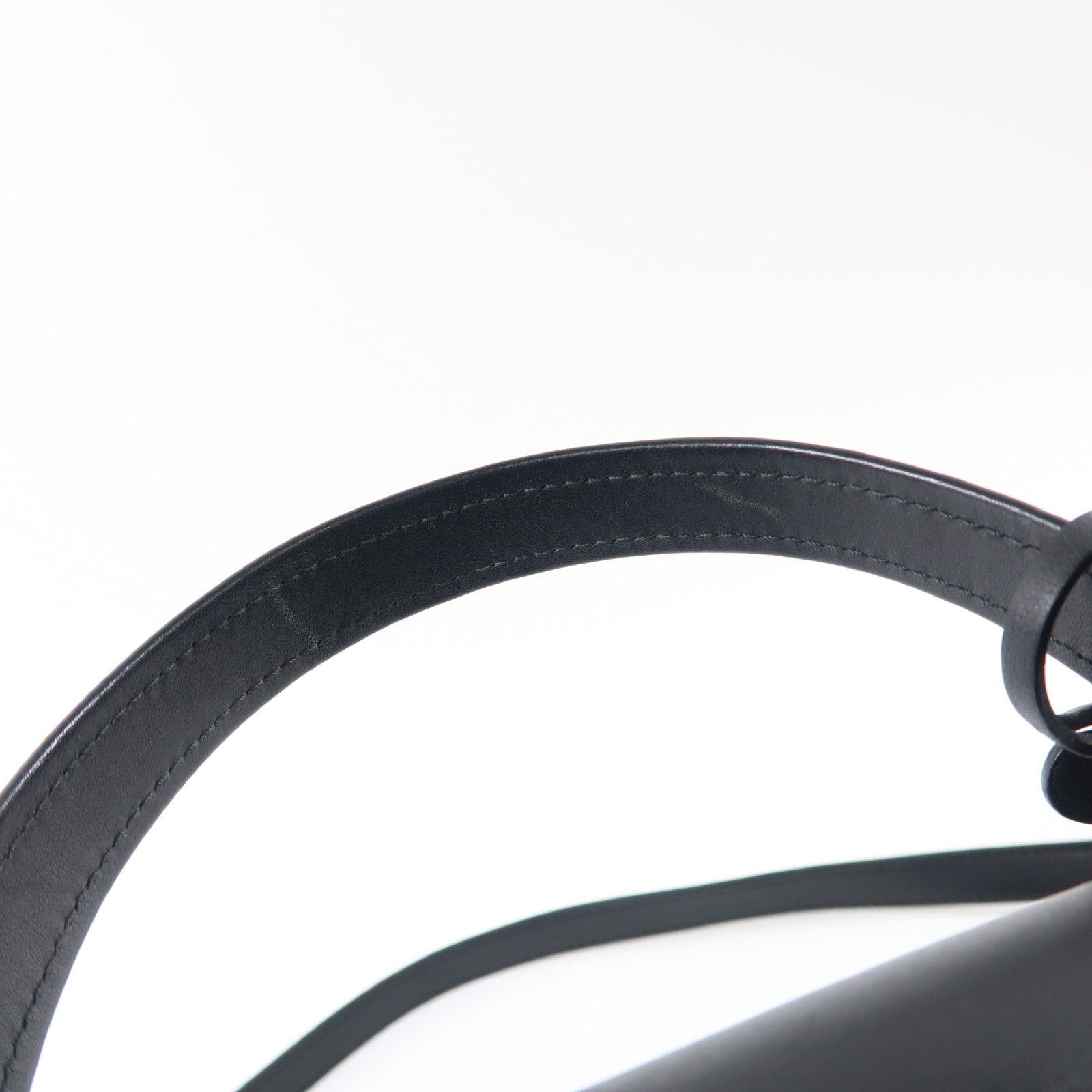 Delvaux 【激減優惠】牛皮皮革Delvaux Tempete MM金扣手挽肩背兩用袋黑色