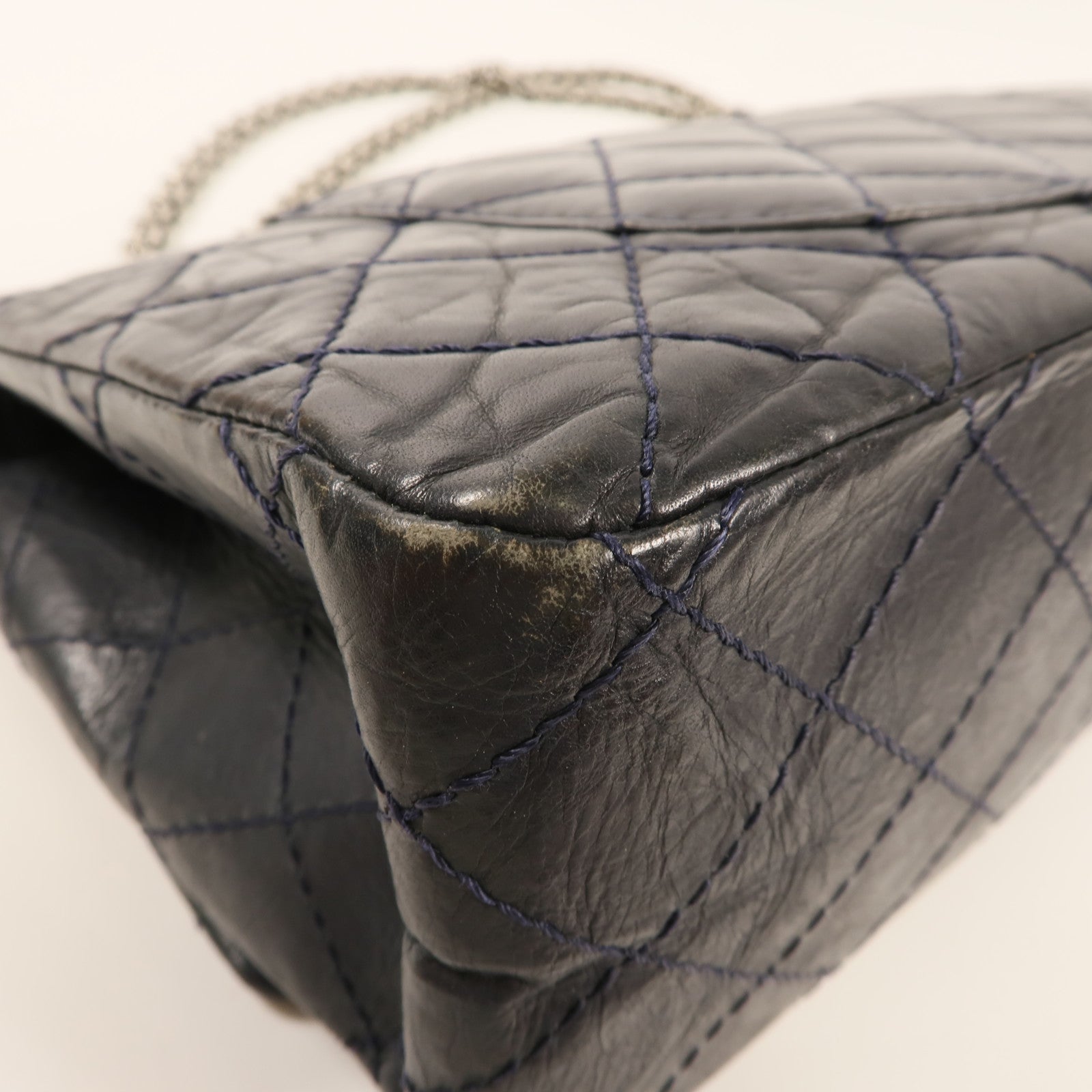 CHANEL 牛皮皮革2.55 Medium銀扣鏈帶肩背袋