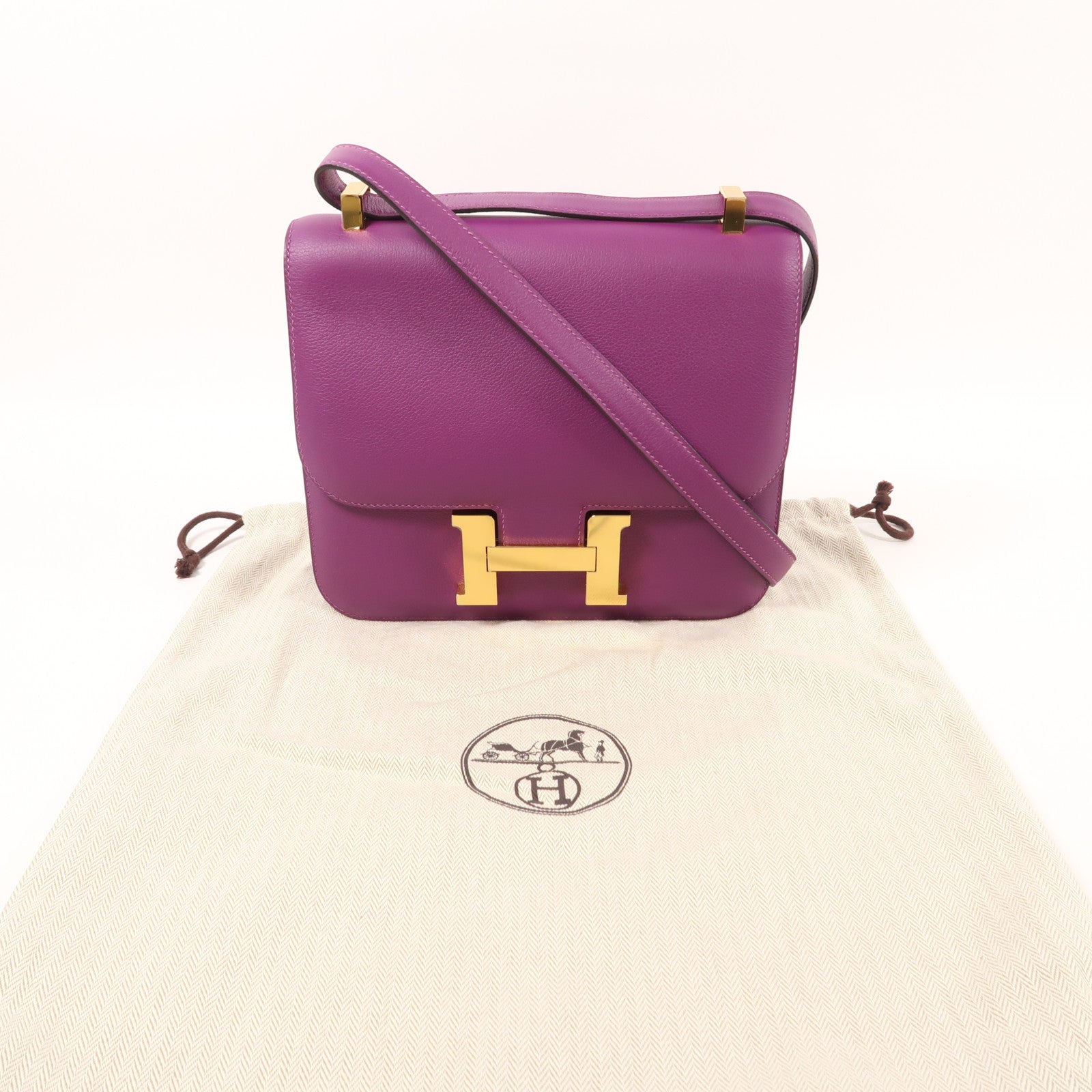 HERMES Evercolor皮革Constance 24金扣肩背袋