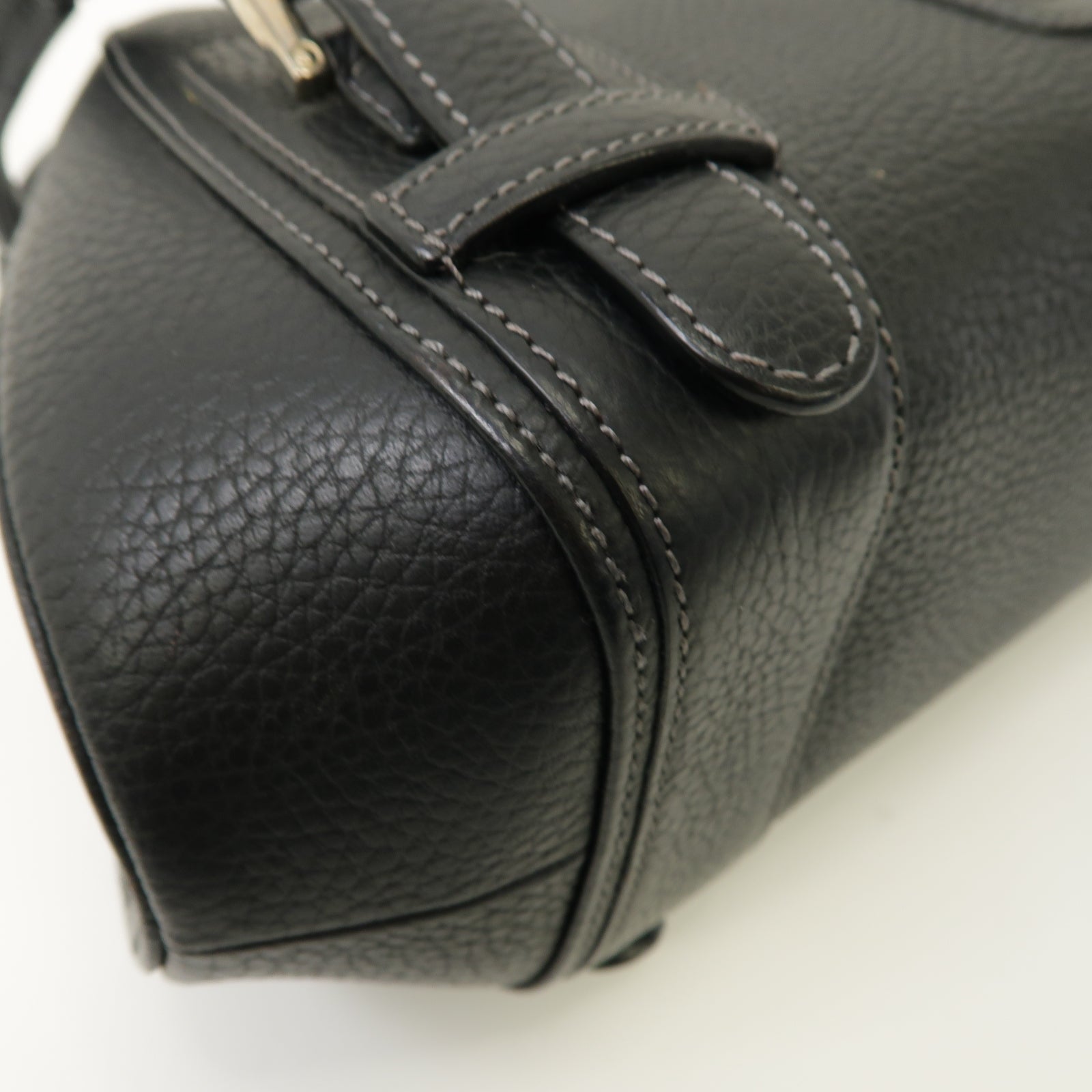LOEWE 【激減優惠】牛皮皮革Hand Bag銀扣手挽袋黑色