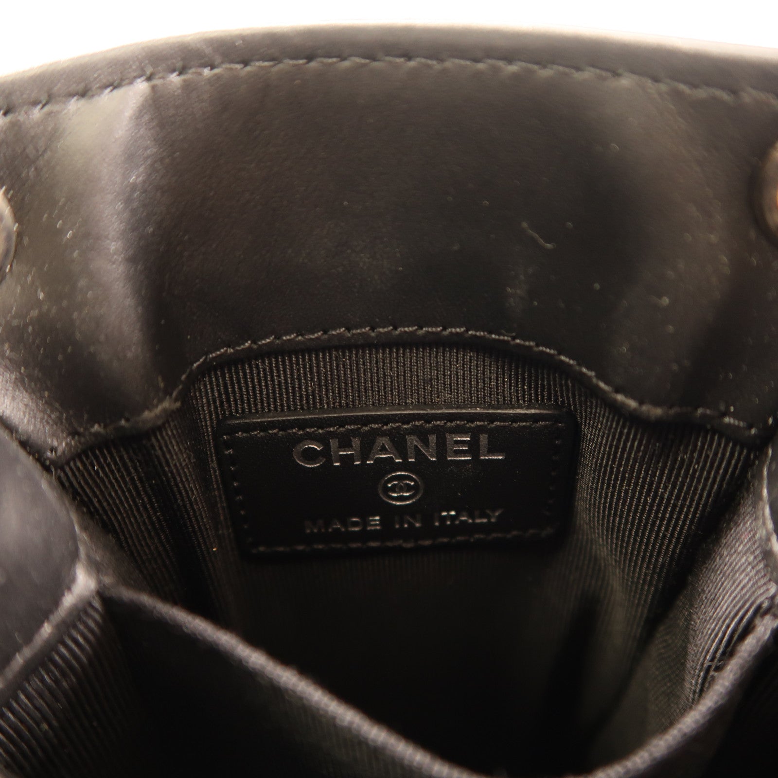 CHANEL 漆皮皮革Chain Shoulder金扣鏈帶肩背袋