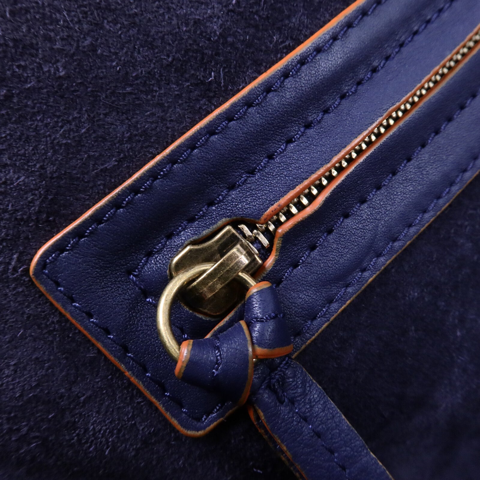 CELINE 牛皮皮革Luggage Phatom肩背袋