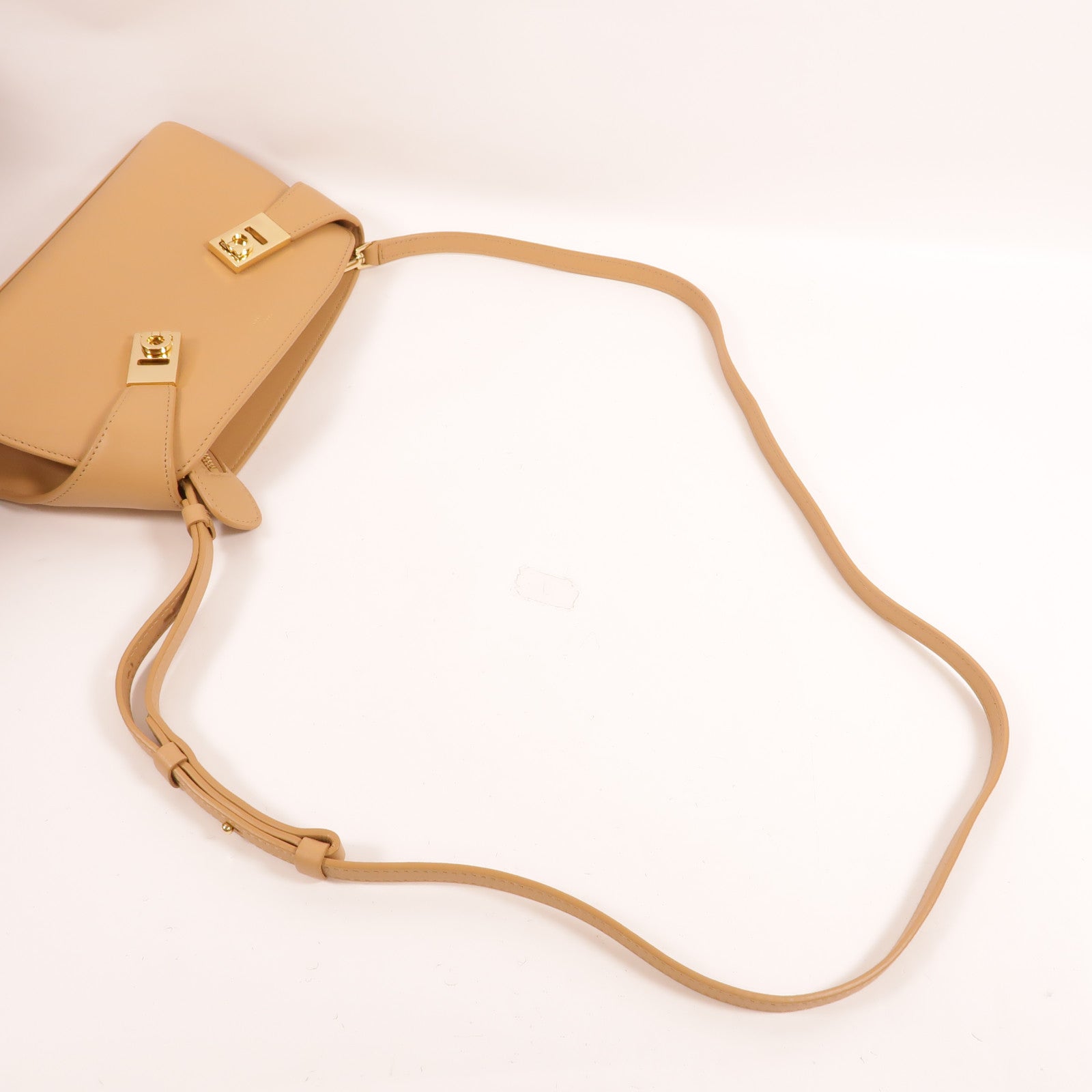 Salvatore Ferragamo 牛皮皮革Mini Hug肩背袋